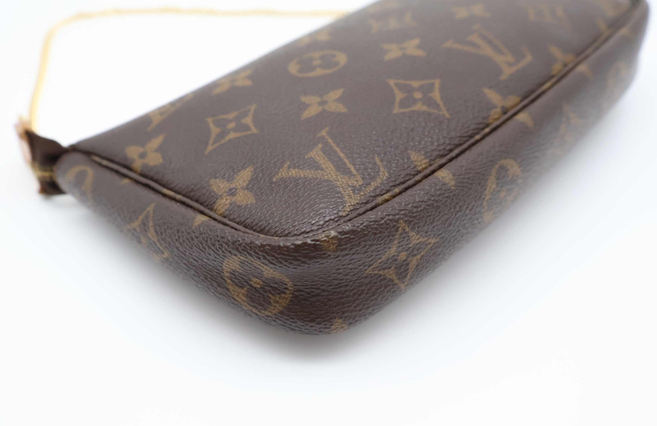 Louis Vuitton Pochette Accessoires