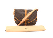 Louis Vuitton Saumur 30