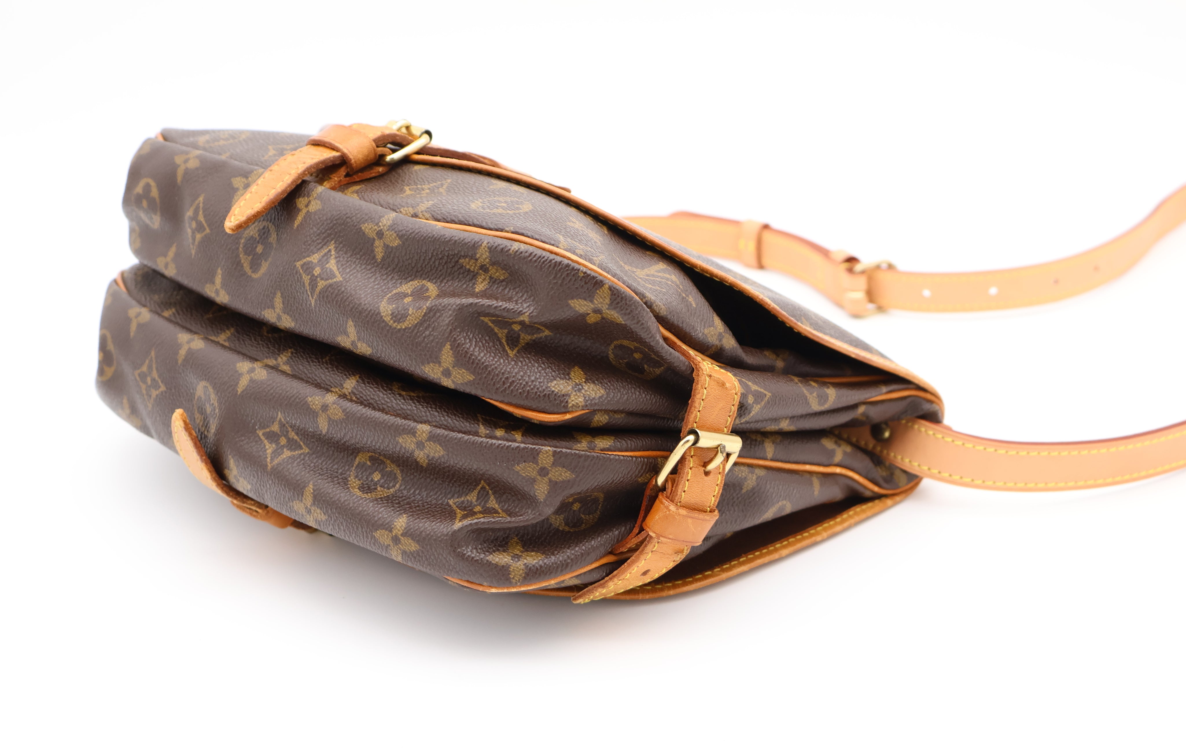 Louis Vuitton Saumur 30