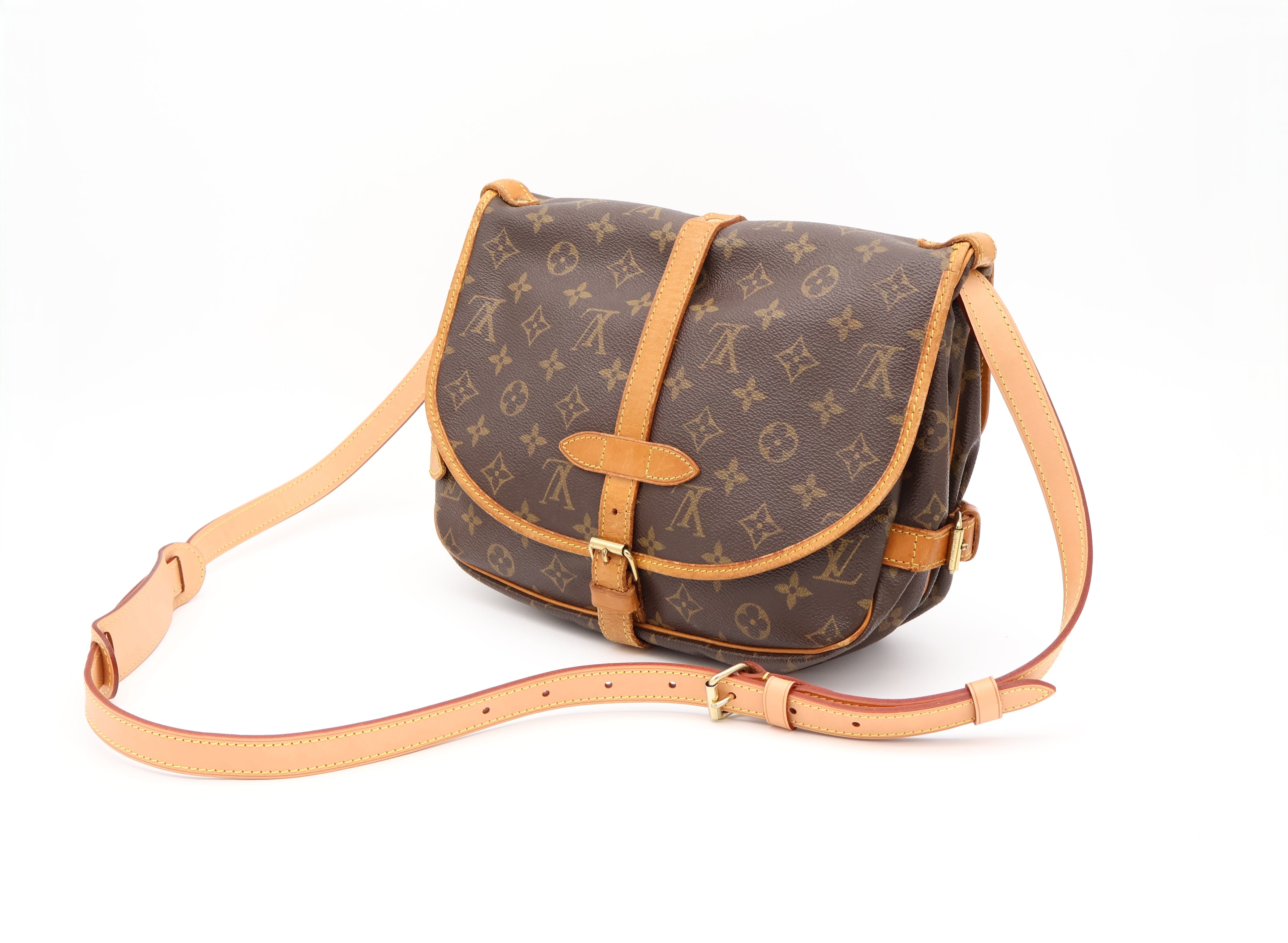 Louis Vuitton Saumur 30