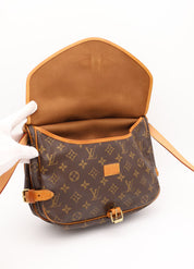 Louis Vuitton Saumur 30