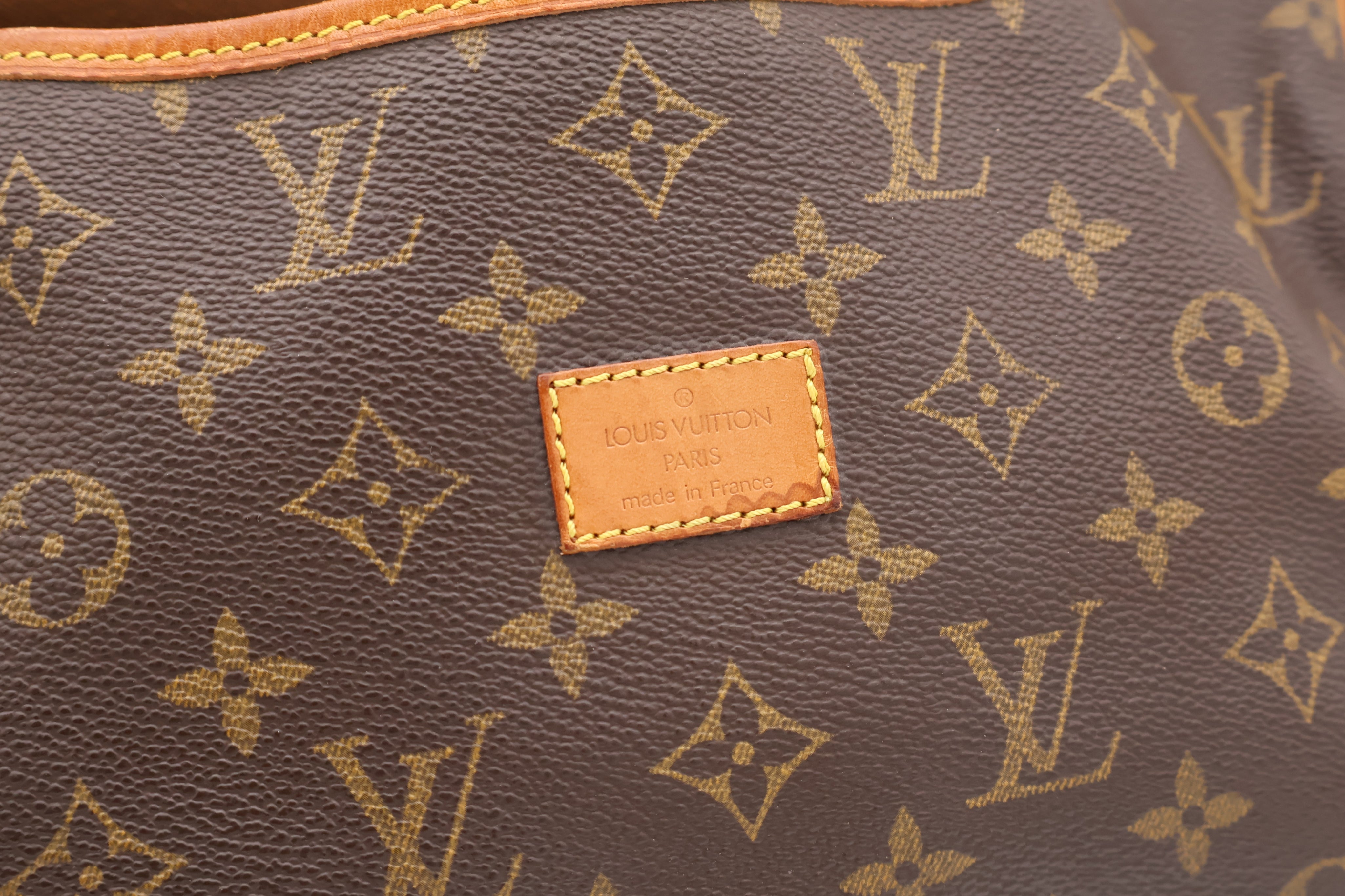 Louis Vuitton Saumur 30