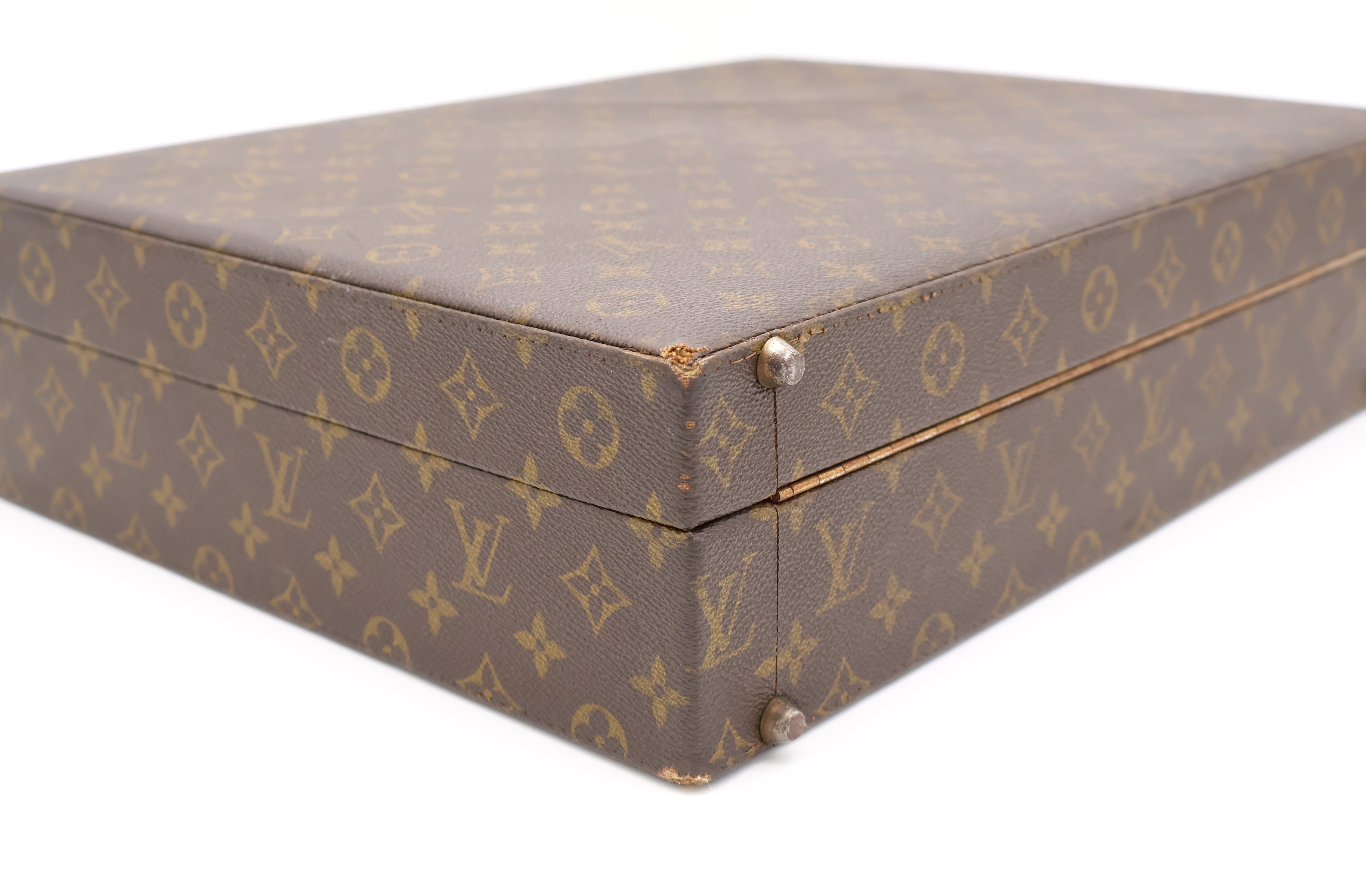 Louis Vuitton Attaché President