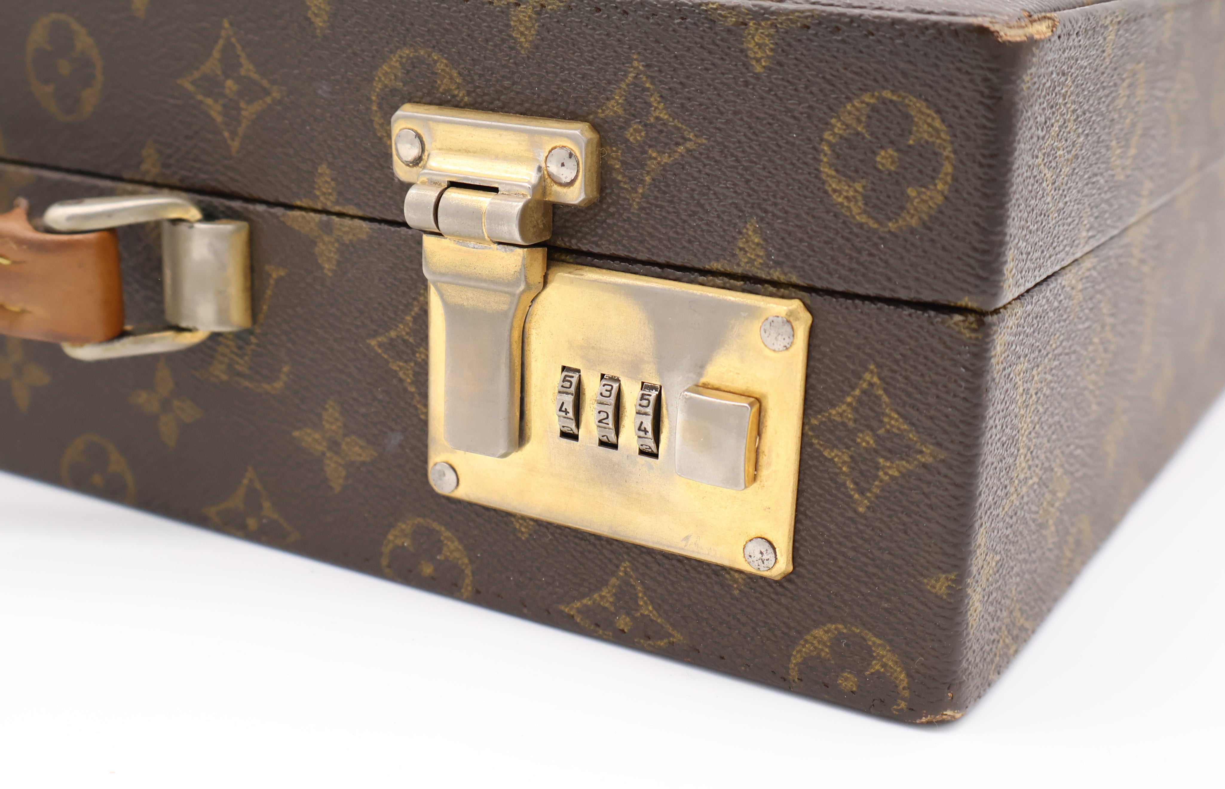 Louis Vuitton Attaché President