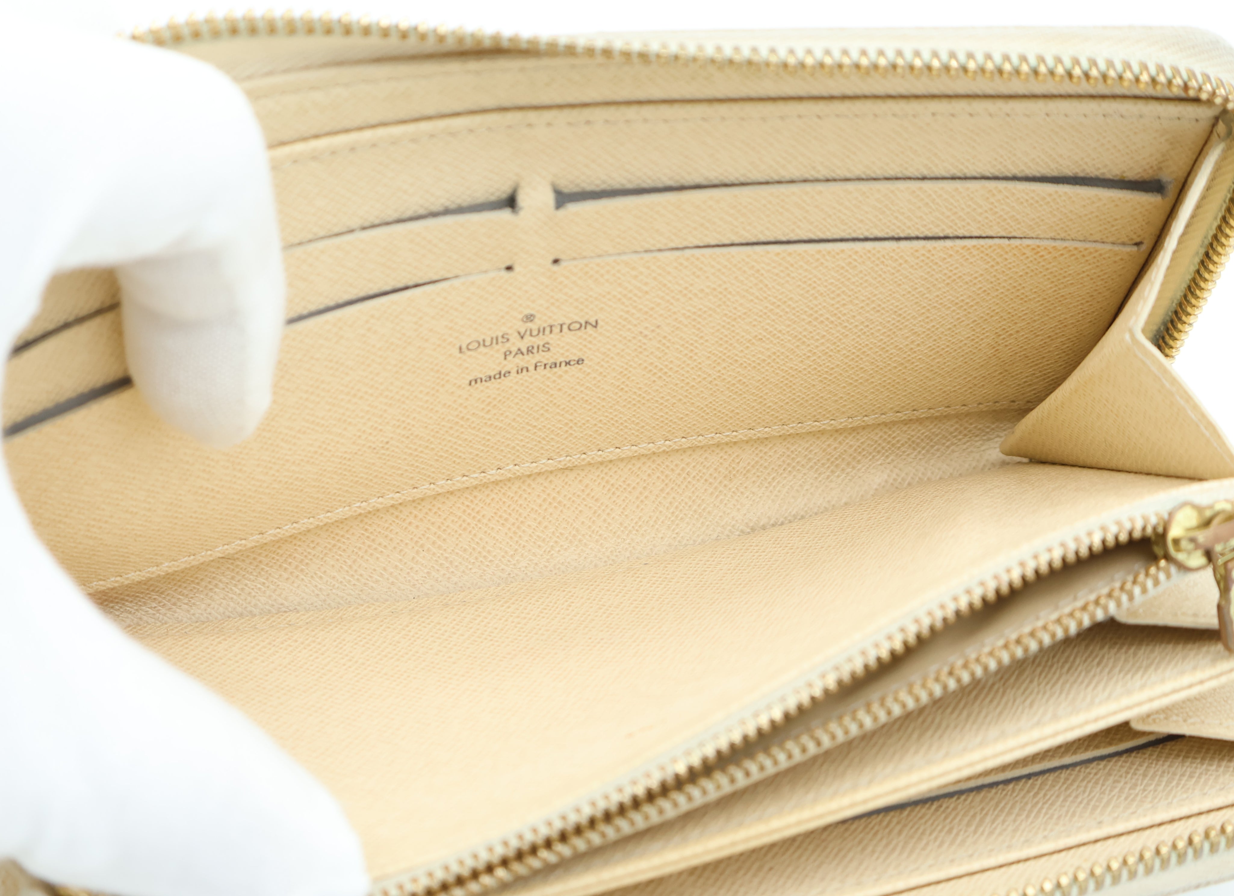 Louis Vuitton Zippy Damier Azur