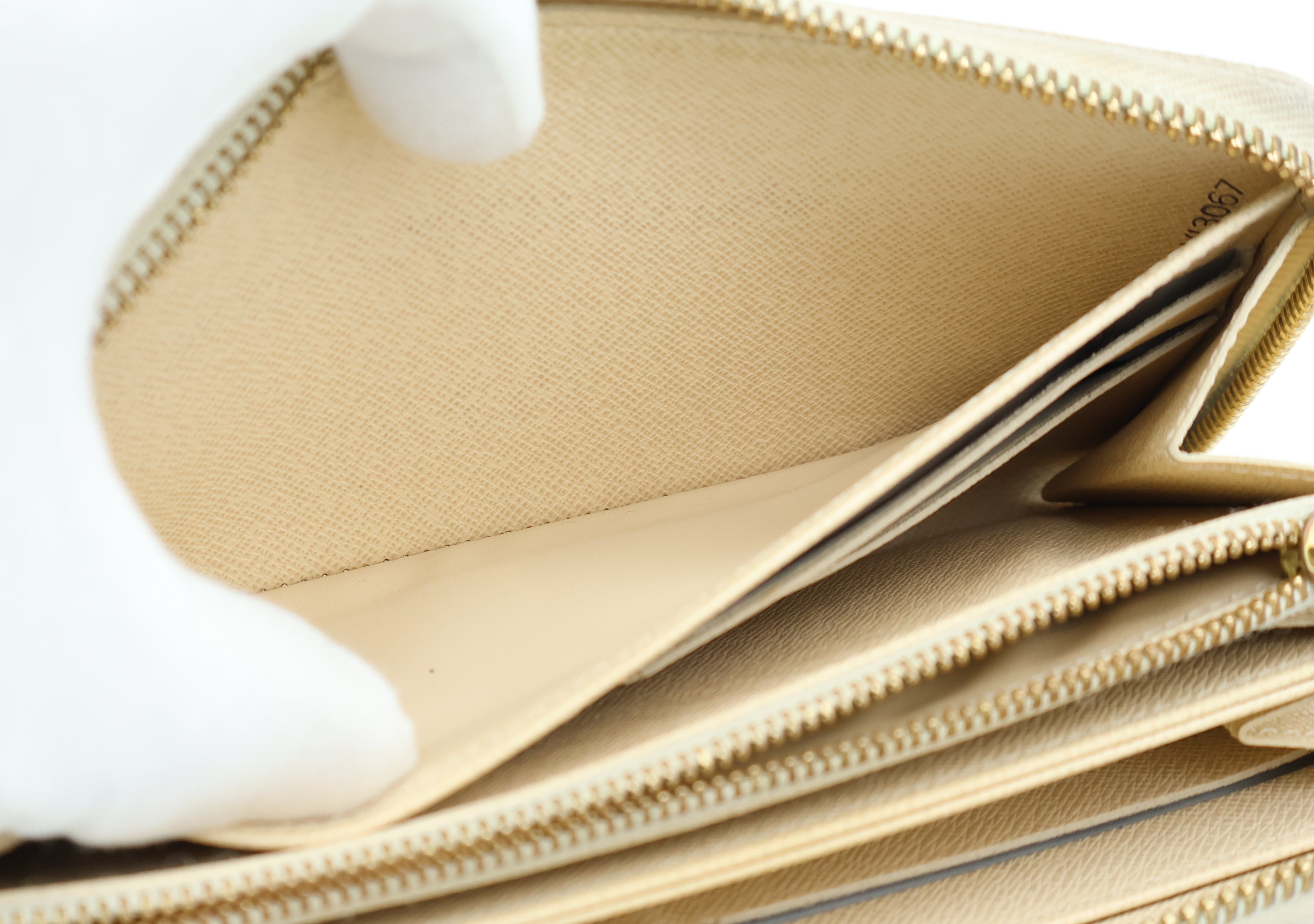 Louis Vuitton Zippy Damier Azur