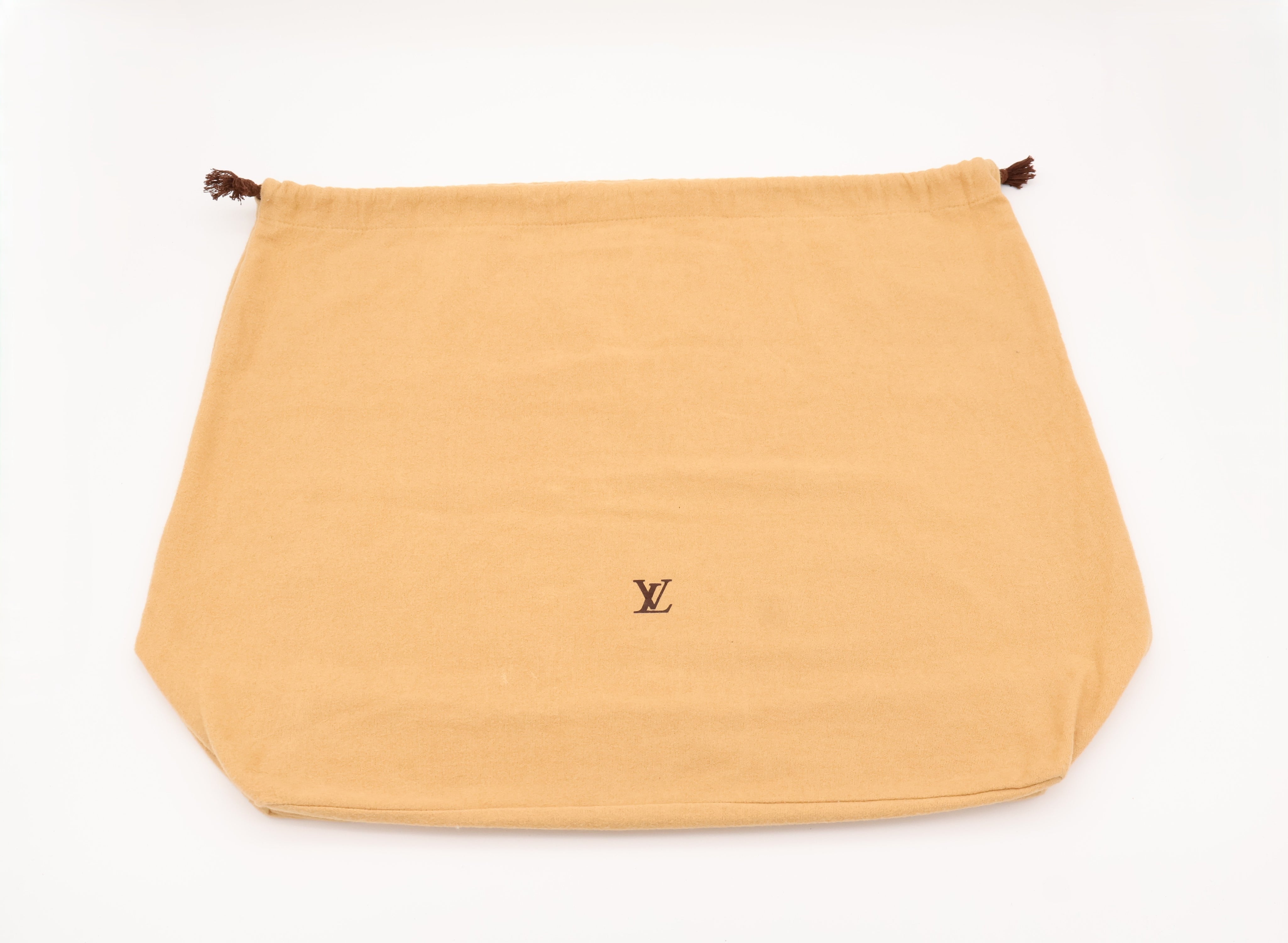Louis Vuitton Attaché President