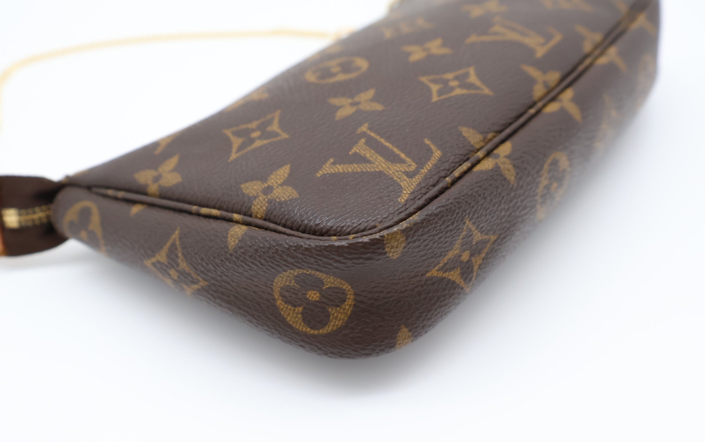 Louis Vuitton Pochette Accessoires