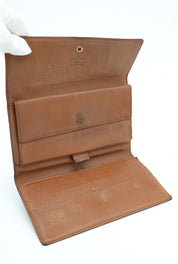 Louis Vuitton Trifold Lompakko