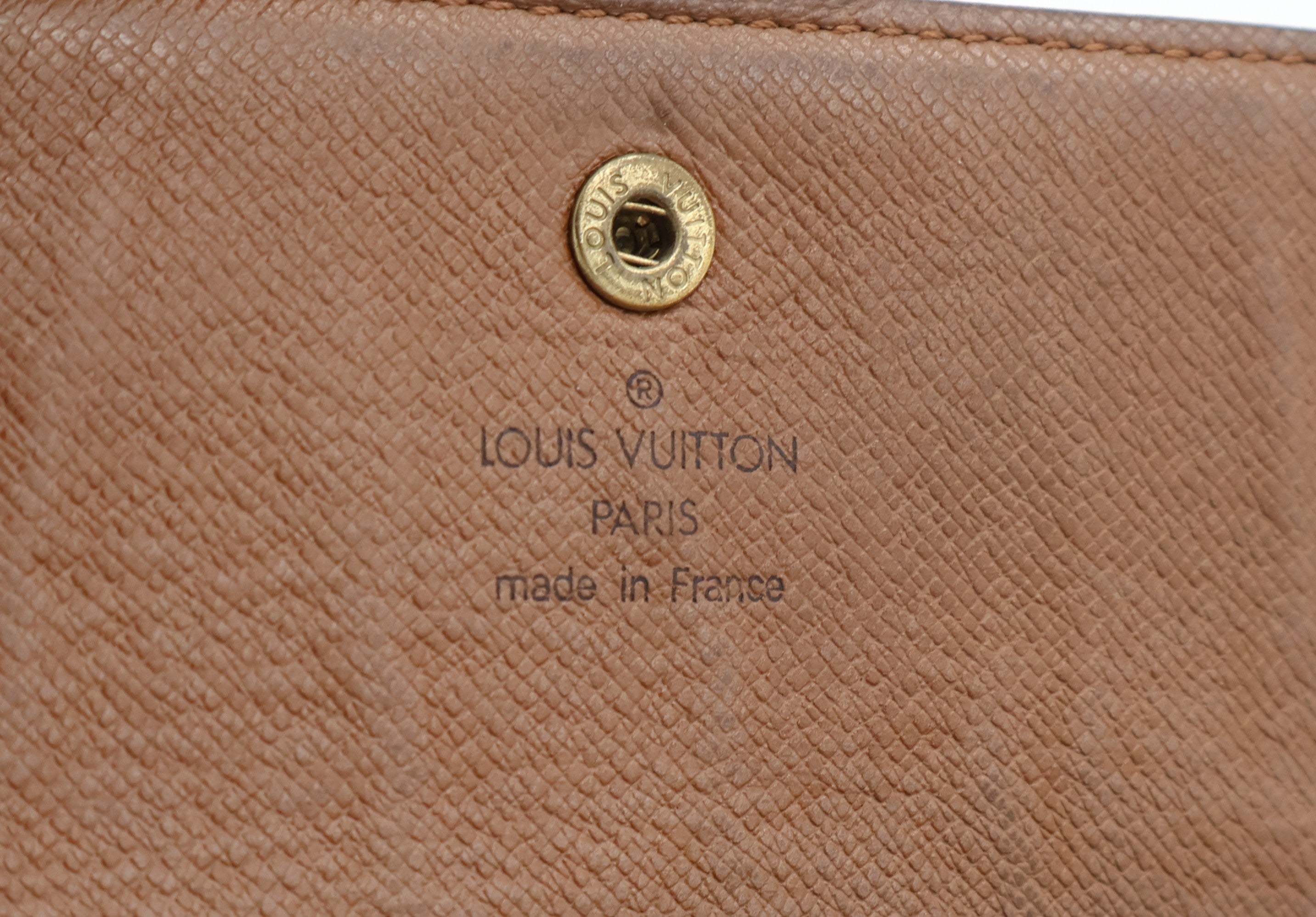 Louis Vuitton Trifold Lompakko