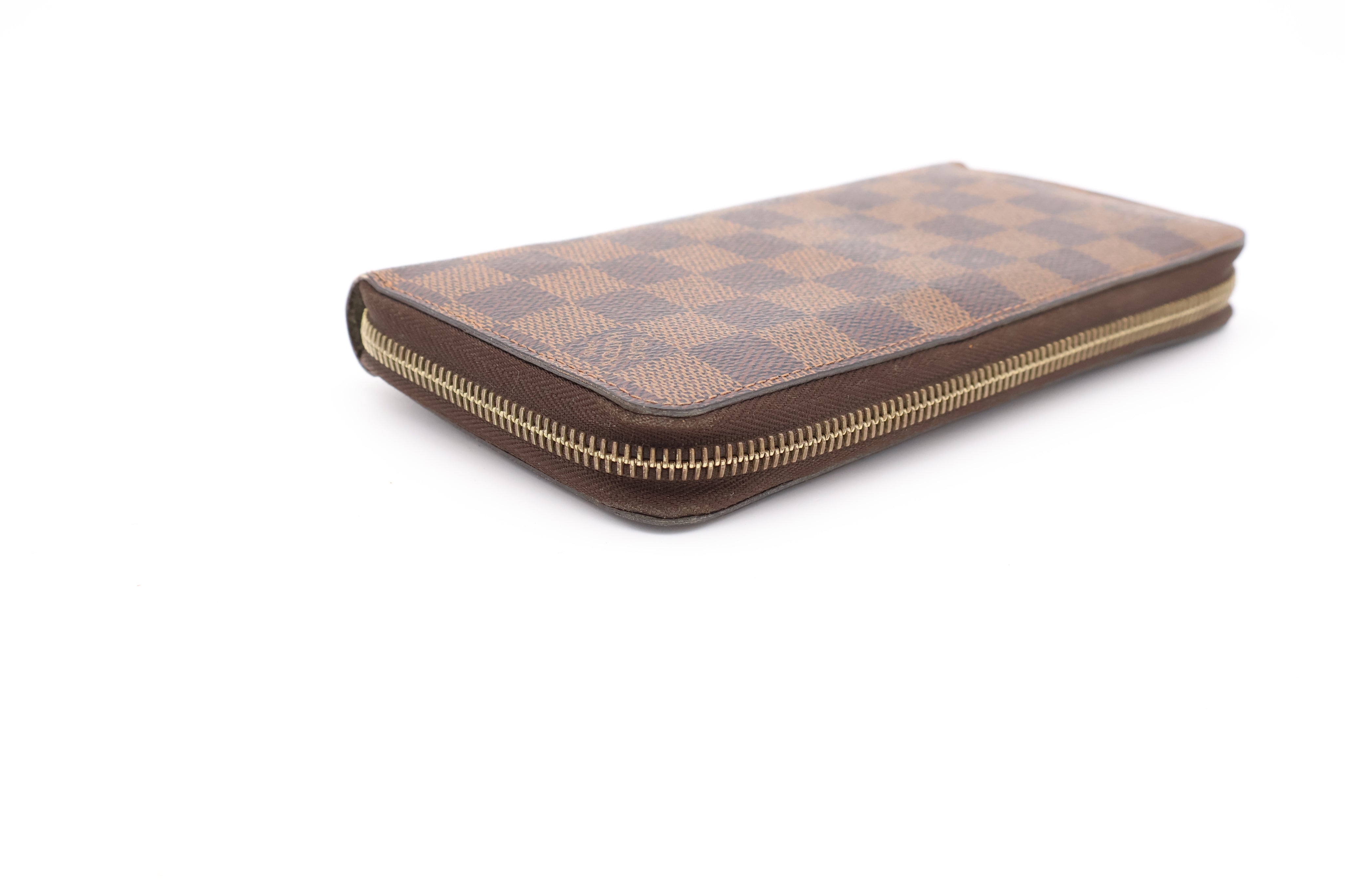 Louis Vuitton Zippy Damier Ebene