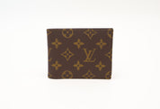 Louis Vuitton Multiple Lompakko