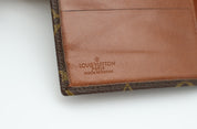 Louis Vuitton Multiple Lompakko