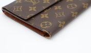 Louis Vuitton Pochette Passport Wallet