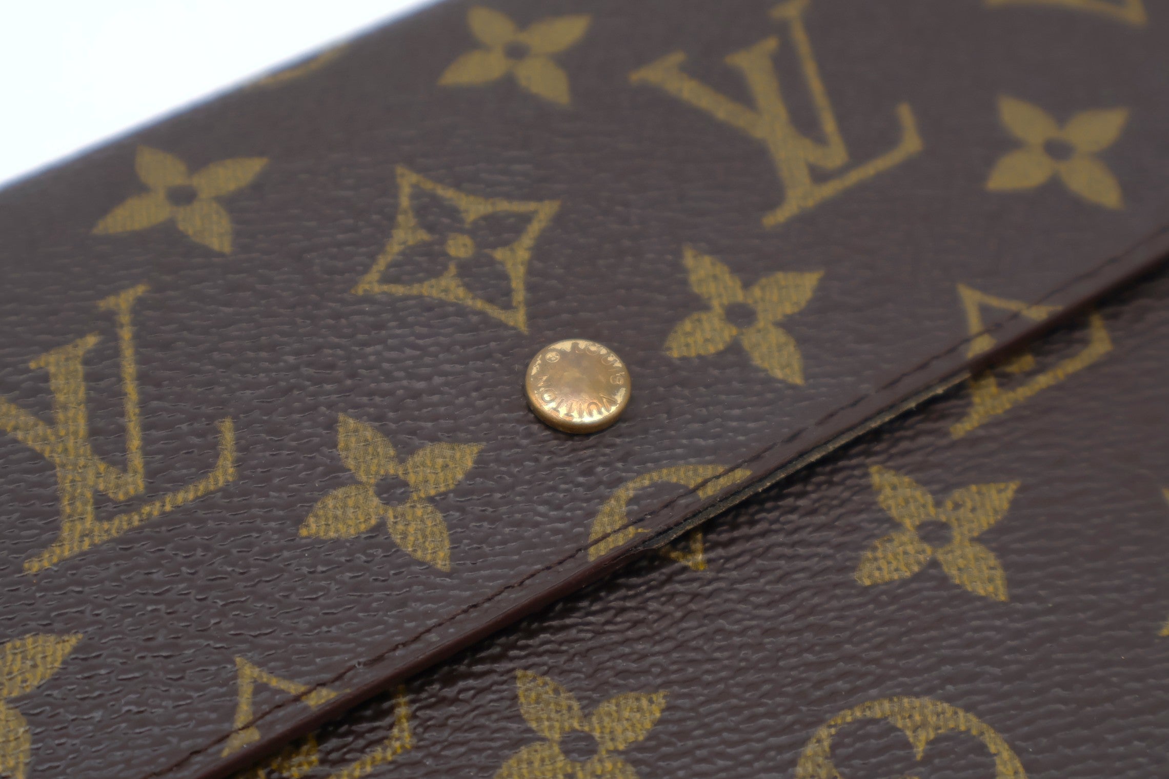 Louis Vuitton Pochette Passport Wallet