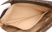 Louis Vuitton Trousse Toilette 28
