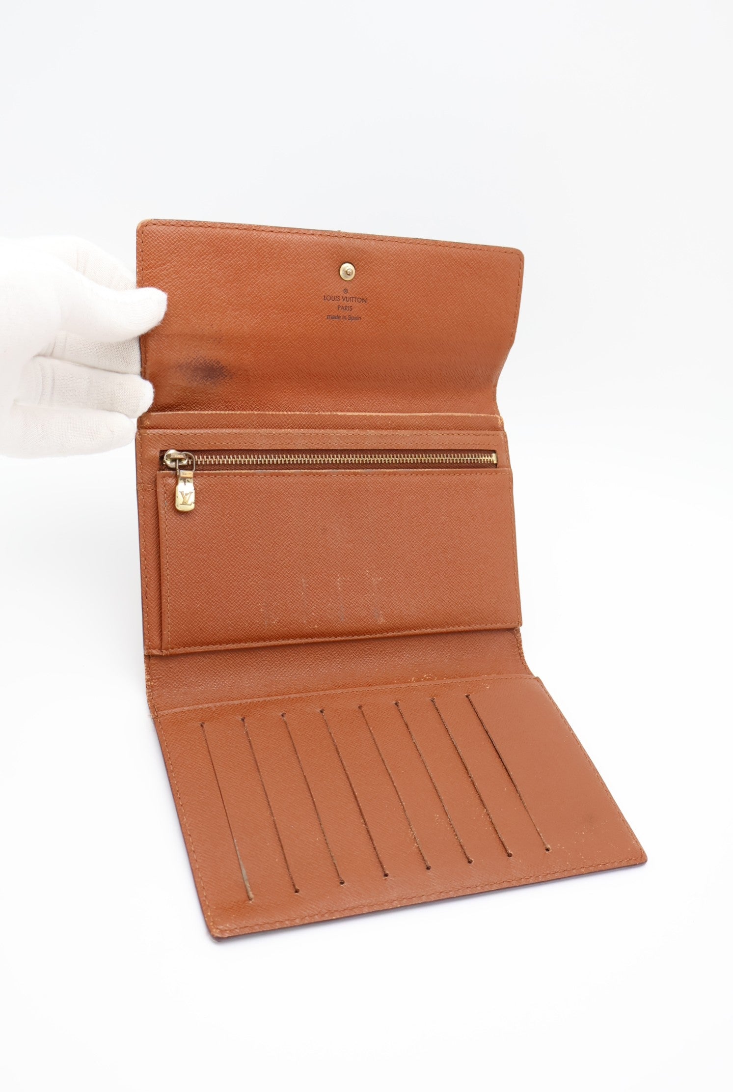 Louis Vuitton Pochette Passport Wallet