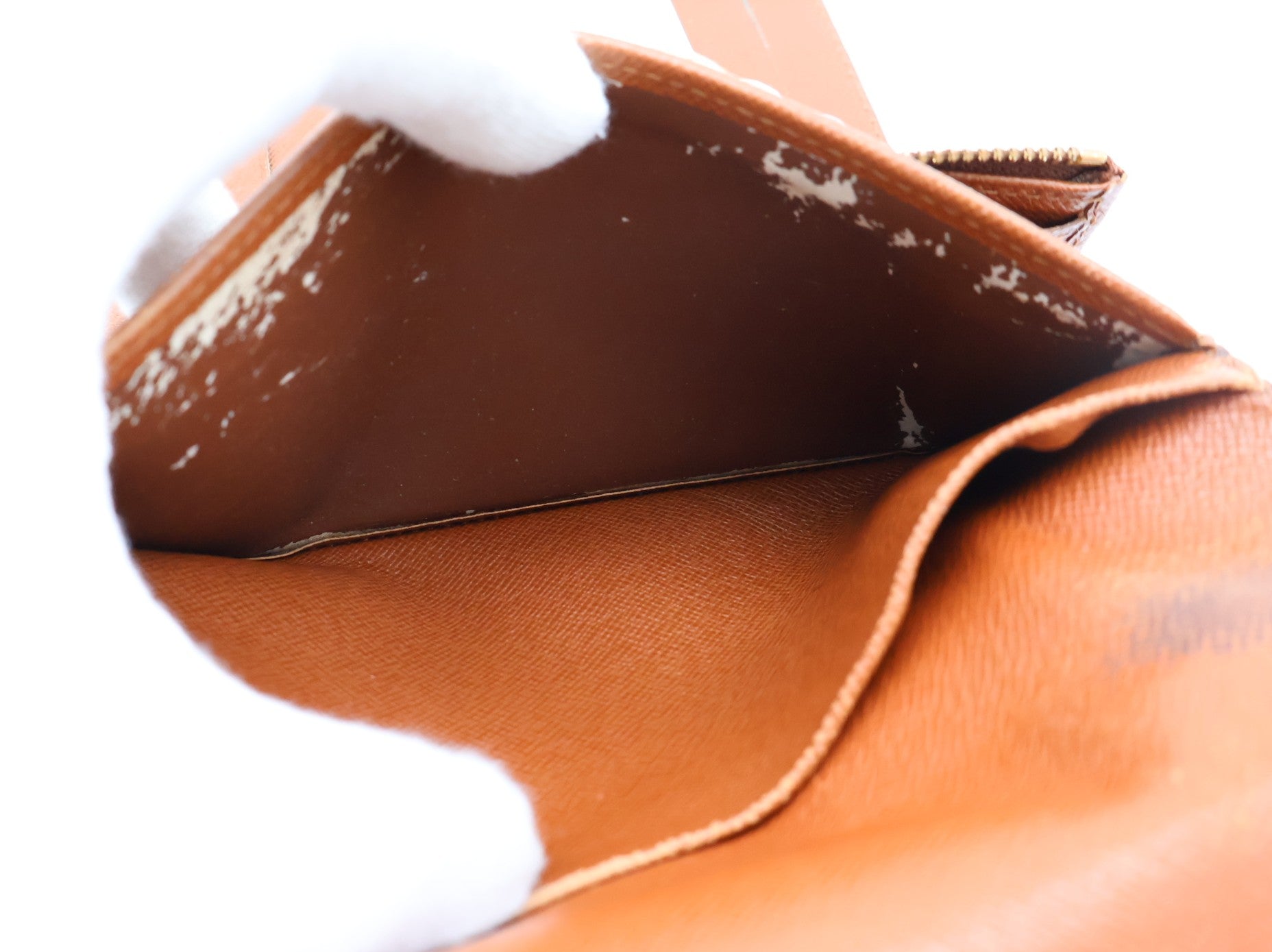 Louis Vuitton Pochette Passport Wallet