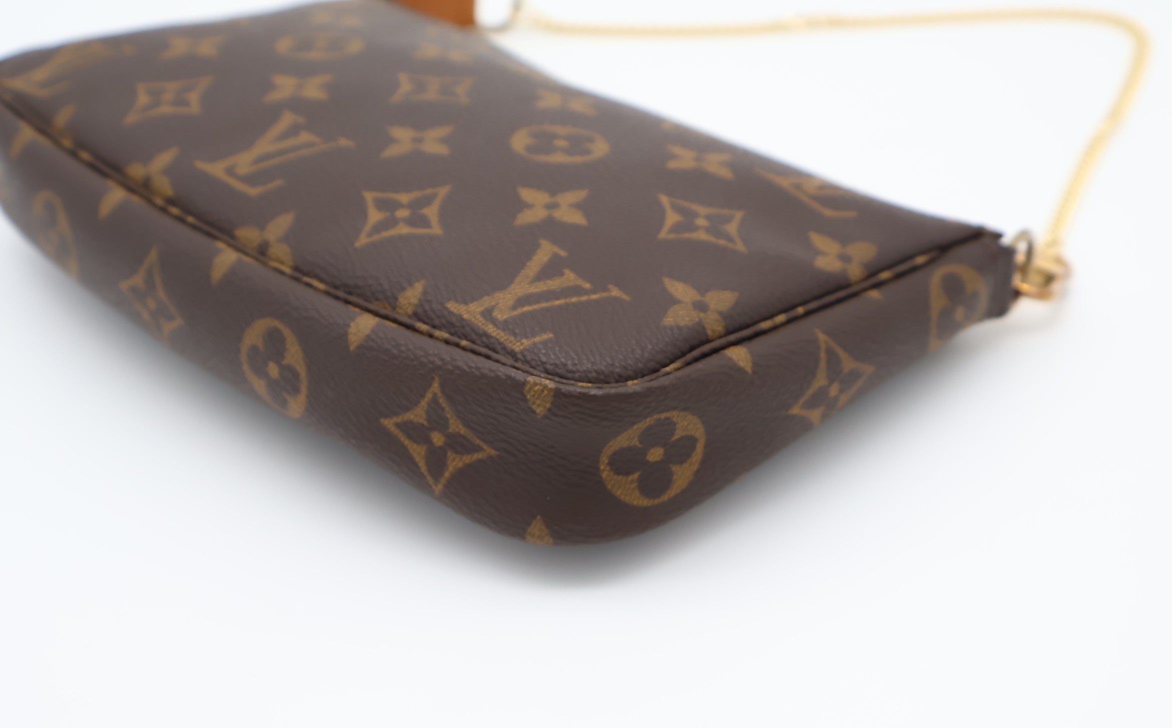 Louis Vuitton Pochette Accessoires