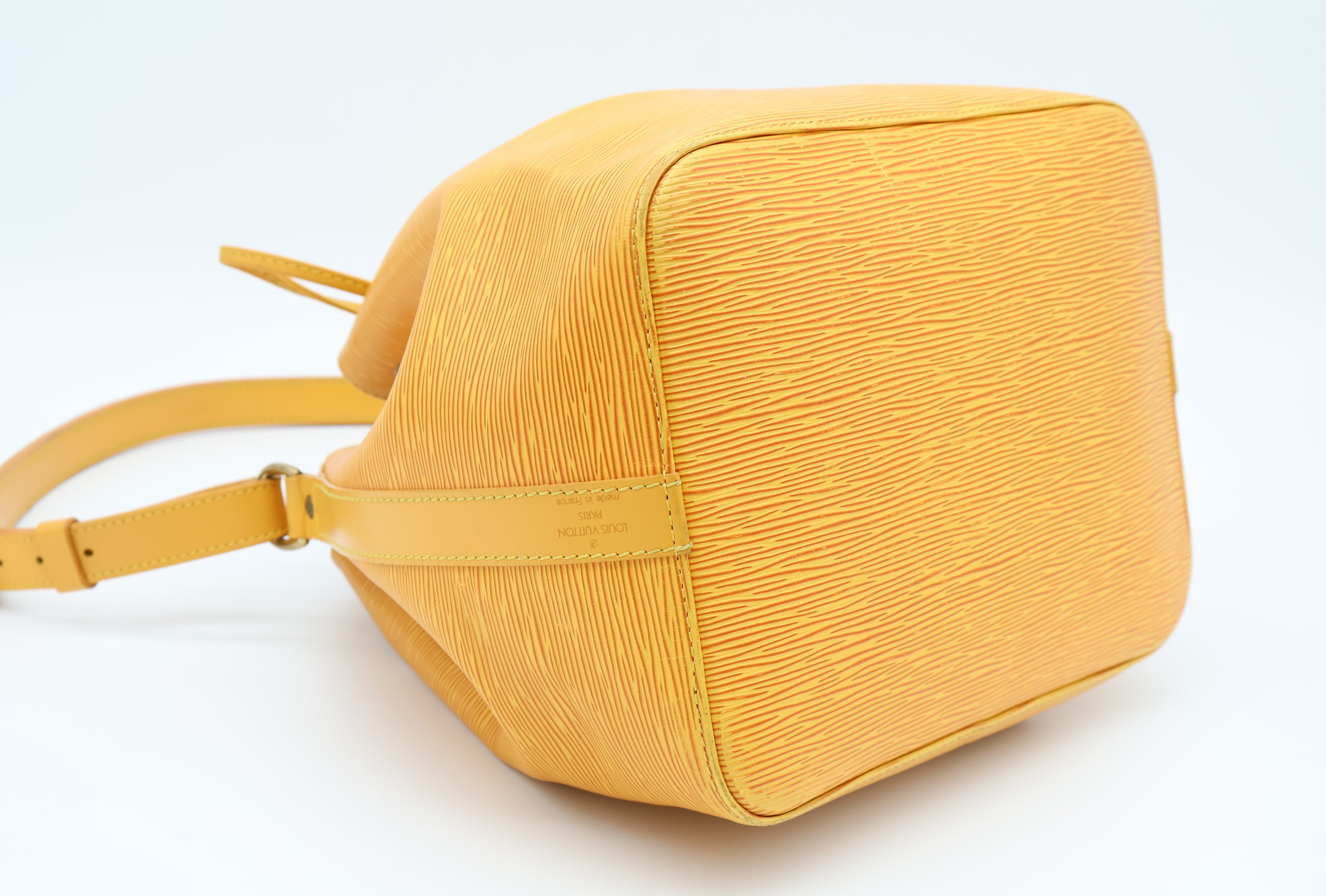 Louis Vuitton Petit Noé Epi