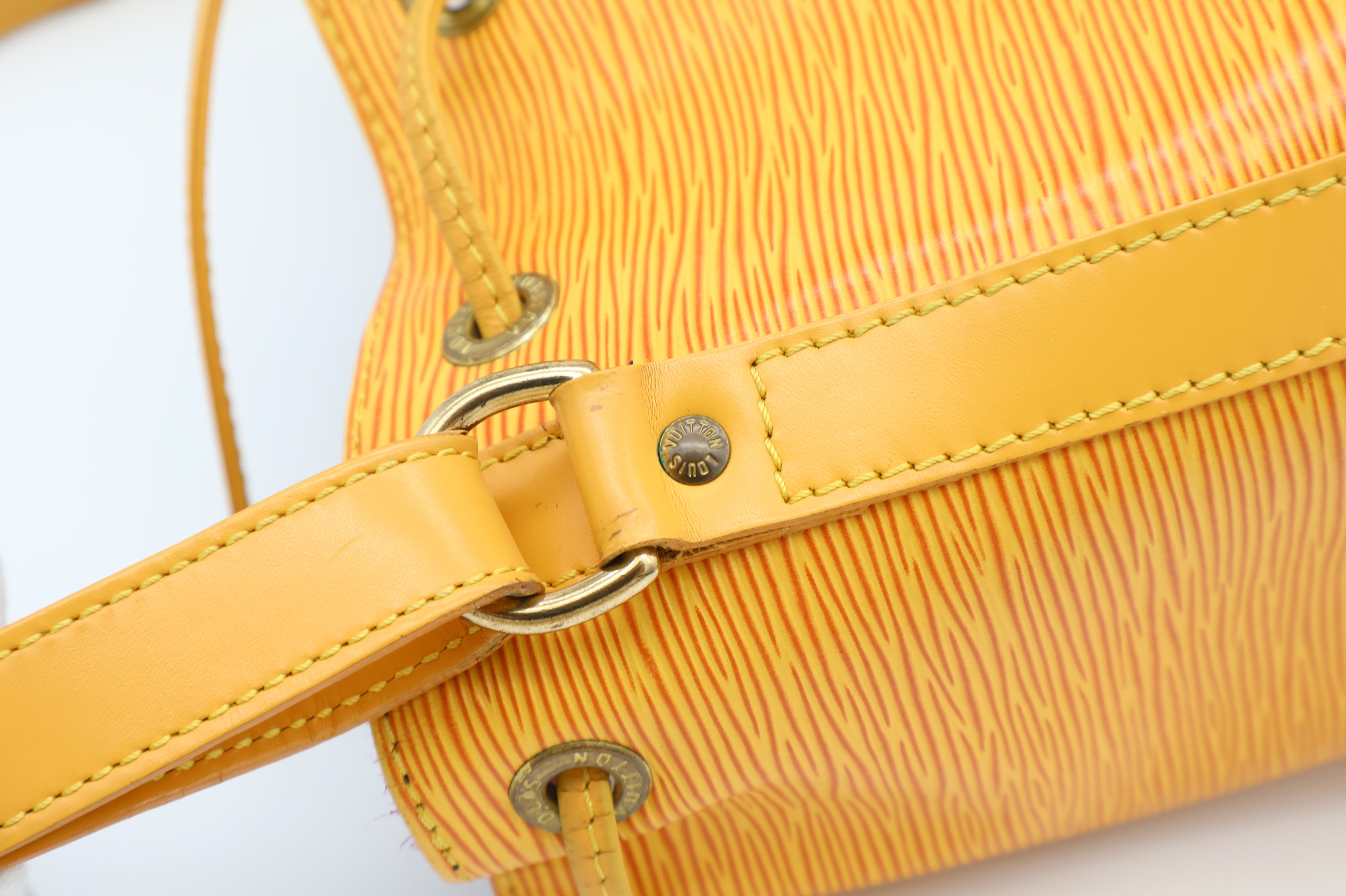 Louis Vuitton Petit Noé Epi