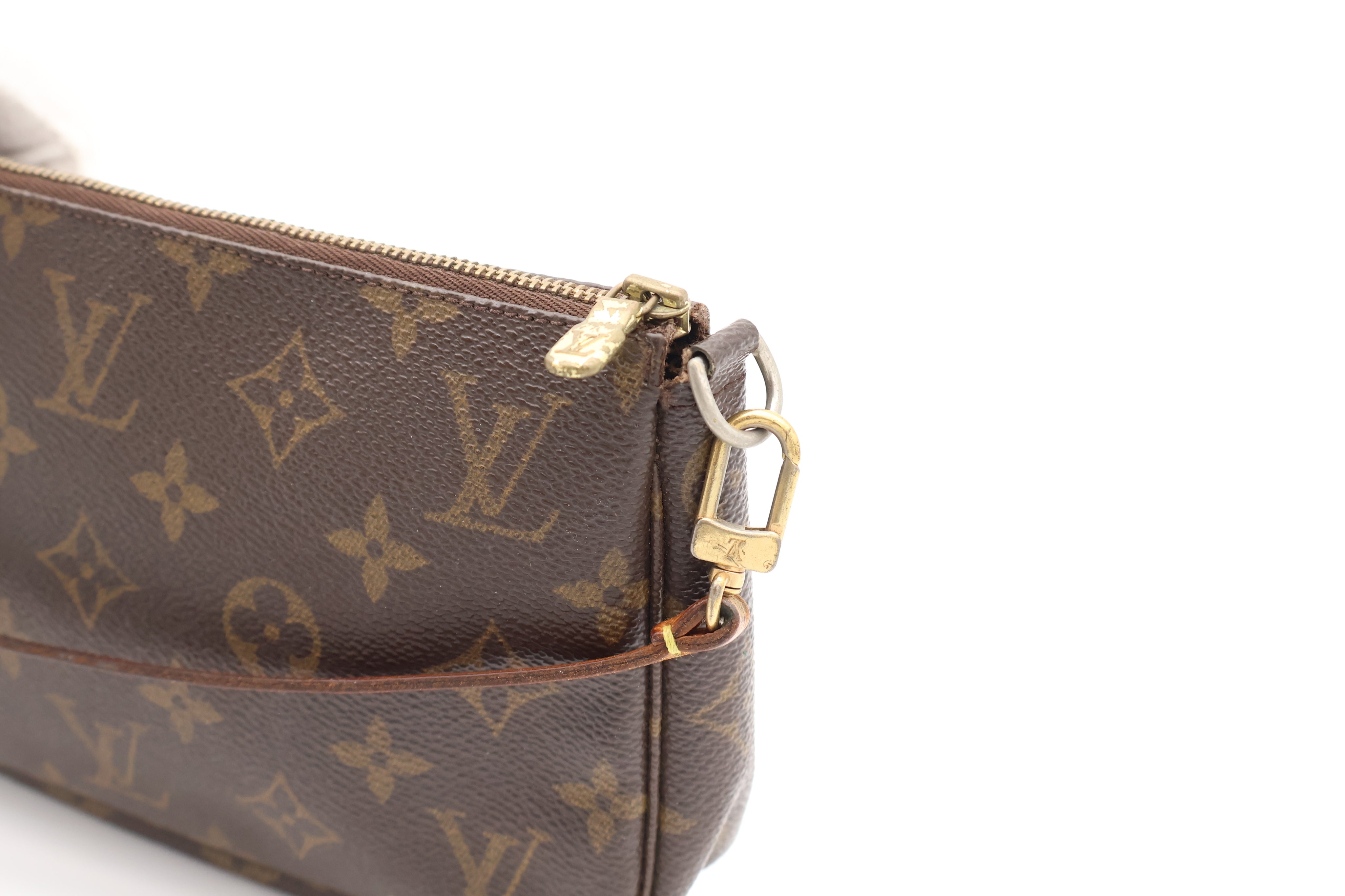 Louis Vuitton Pochette Accessoires