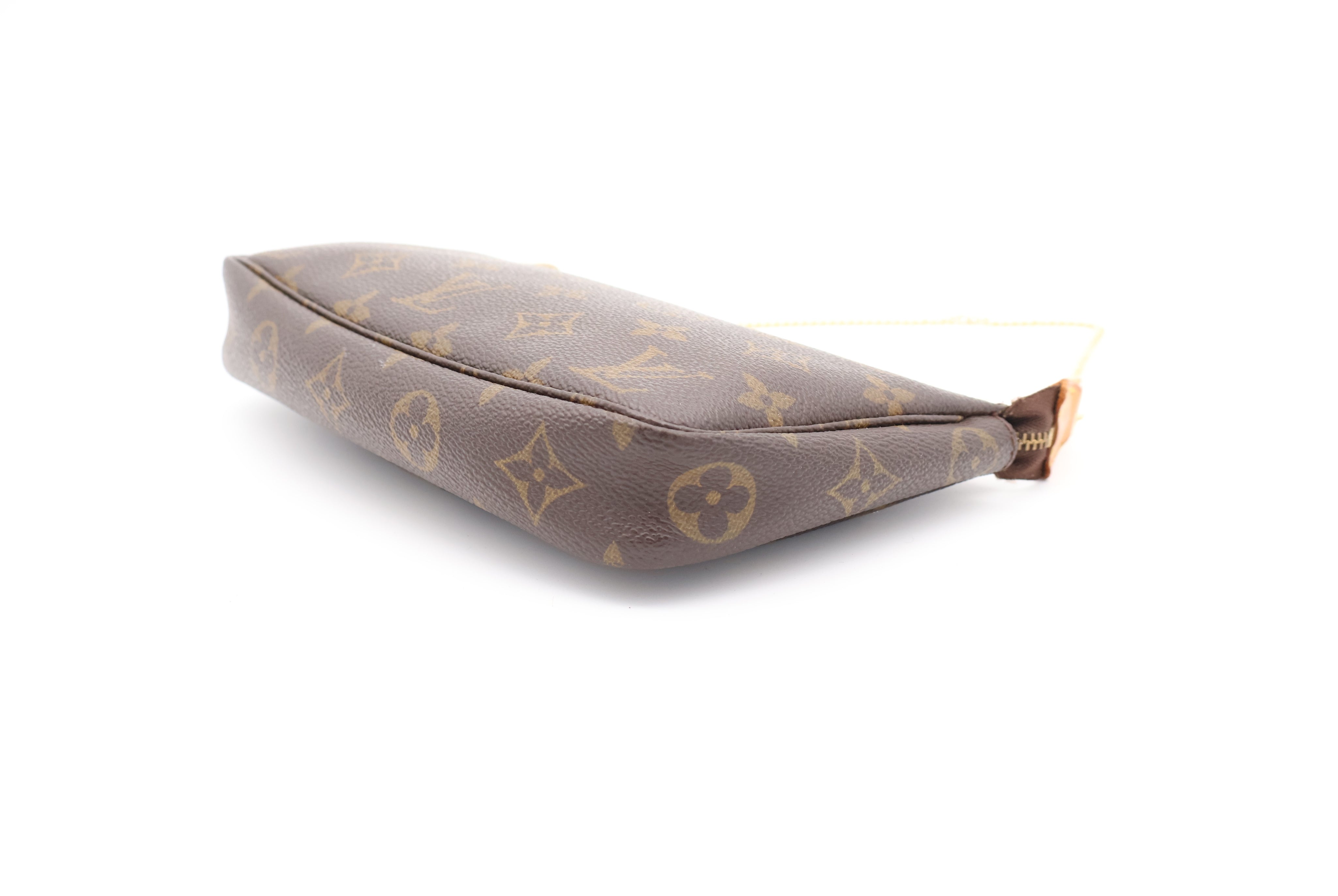 Louis Vuitton Pochette Accessoires