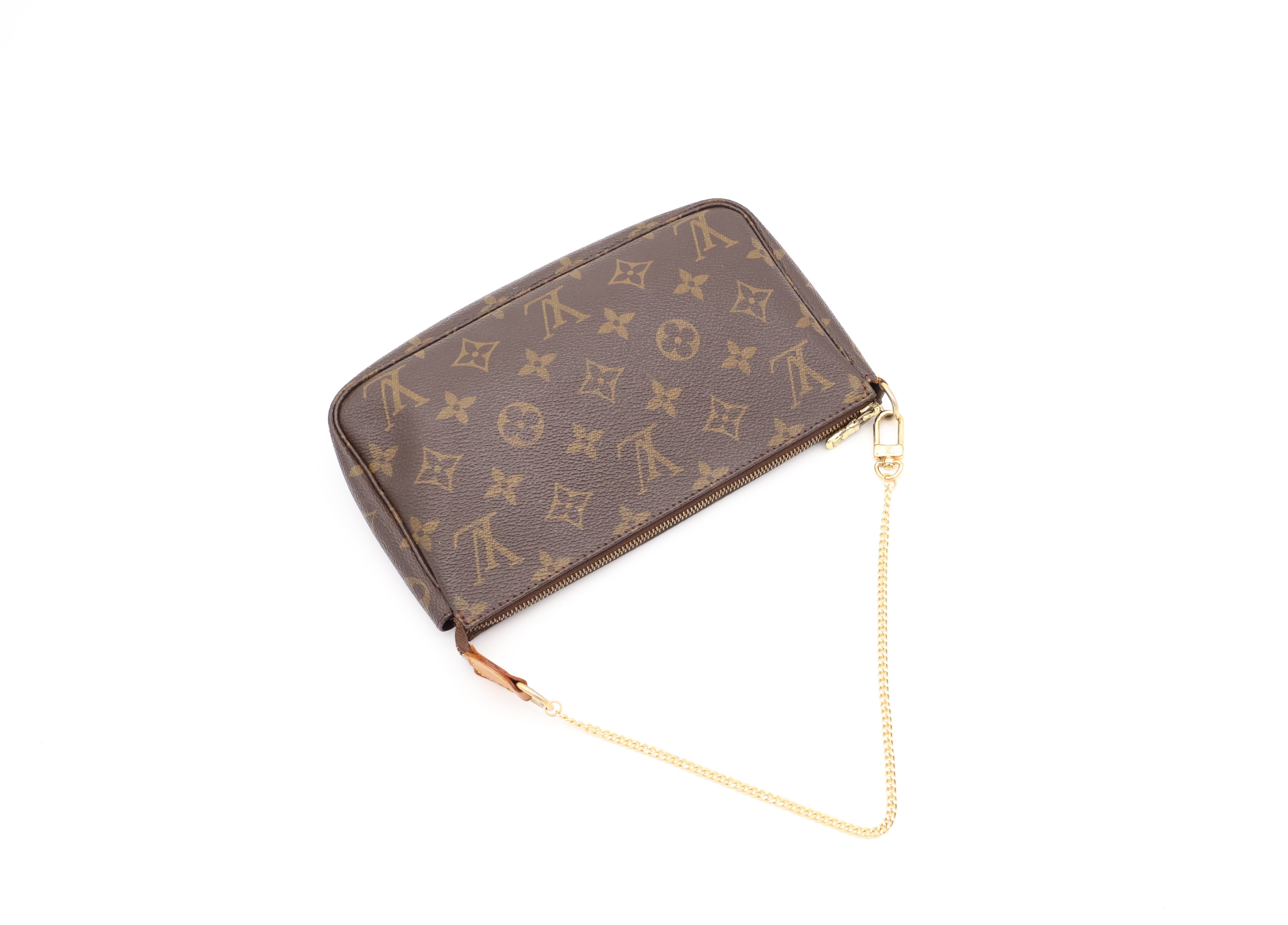 Louis Vuitton Pochette Accessoires