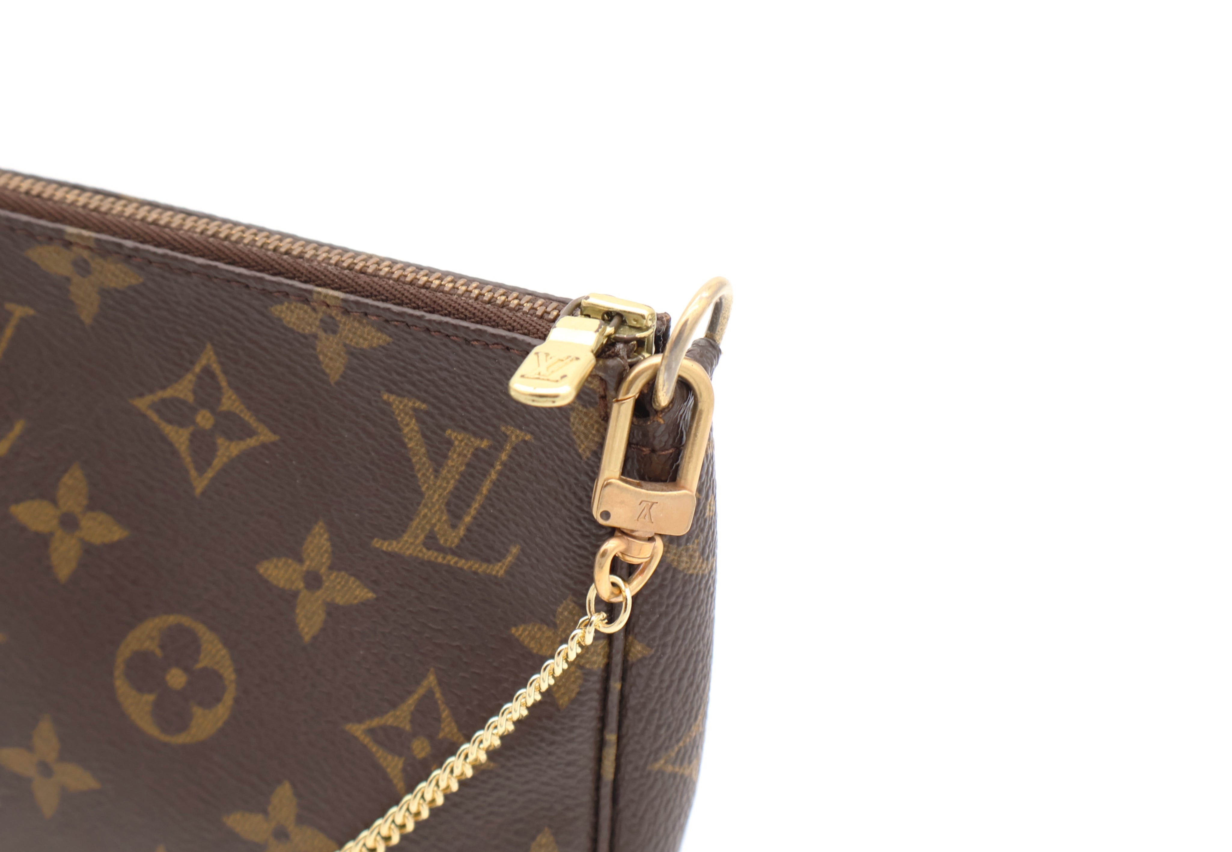 Louis Vuitton Pochette Accessoires
