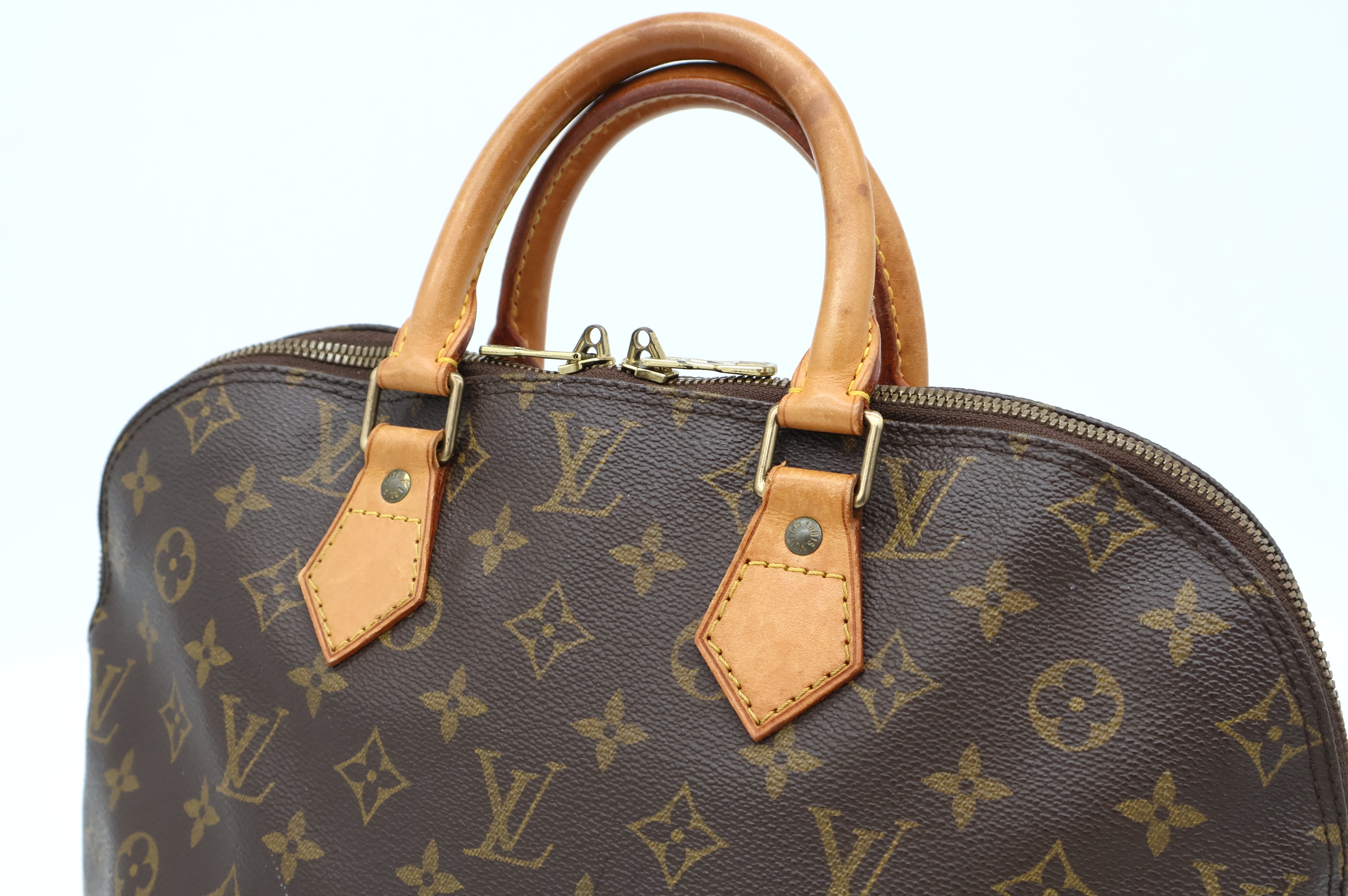 Louis Vuitton Alma