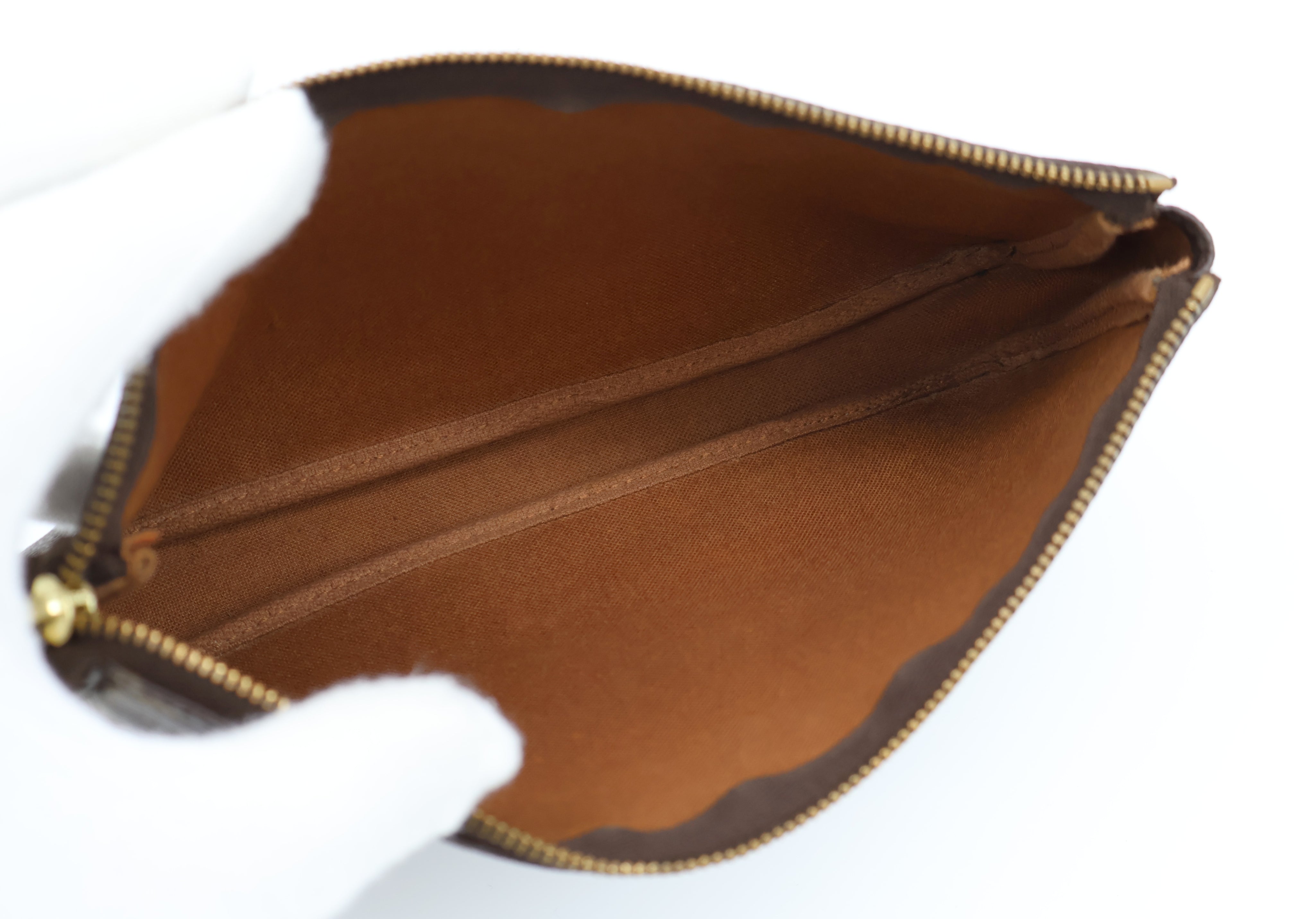 Louis Vuitton Pochette Accessoires