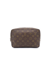 Louis Vuitton Trousse Toilette 23