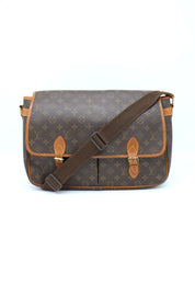 Louis Vuitton Gibecière GM