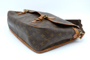 Louis Vuitton Gibecière GM