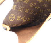 Louis Vuitton Gibecière GM