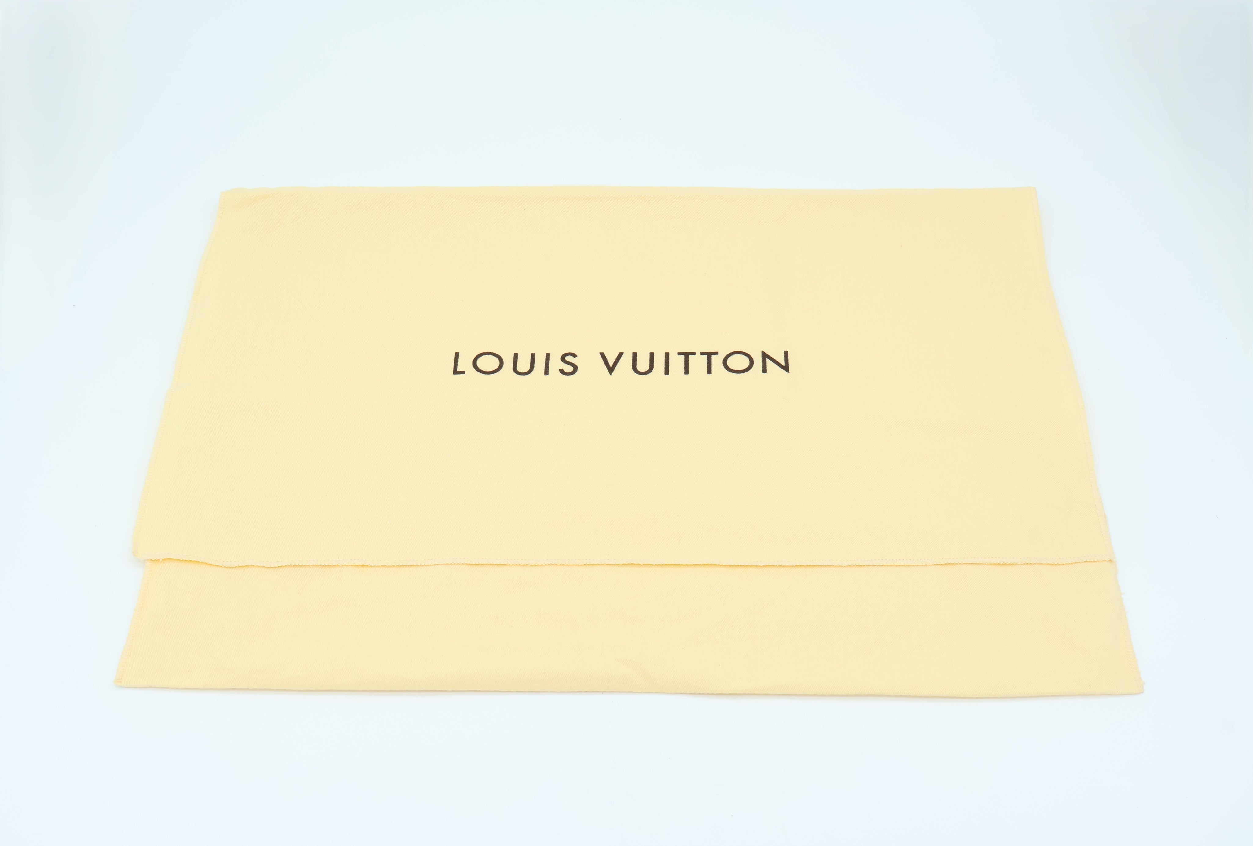 Louis Vuitton Gibecière GM