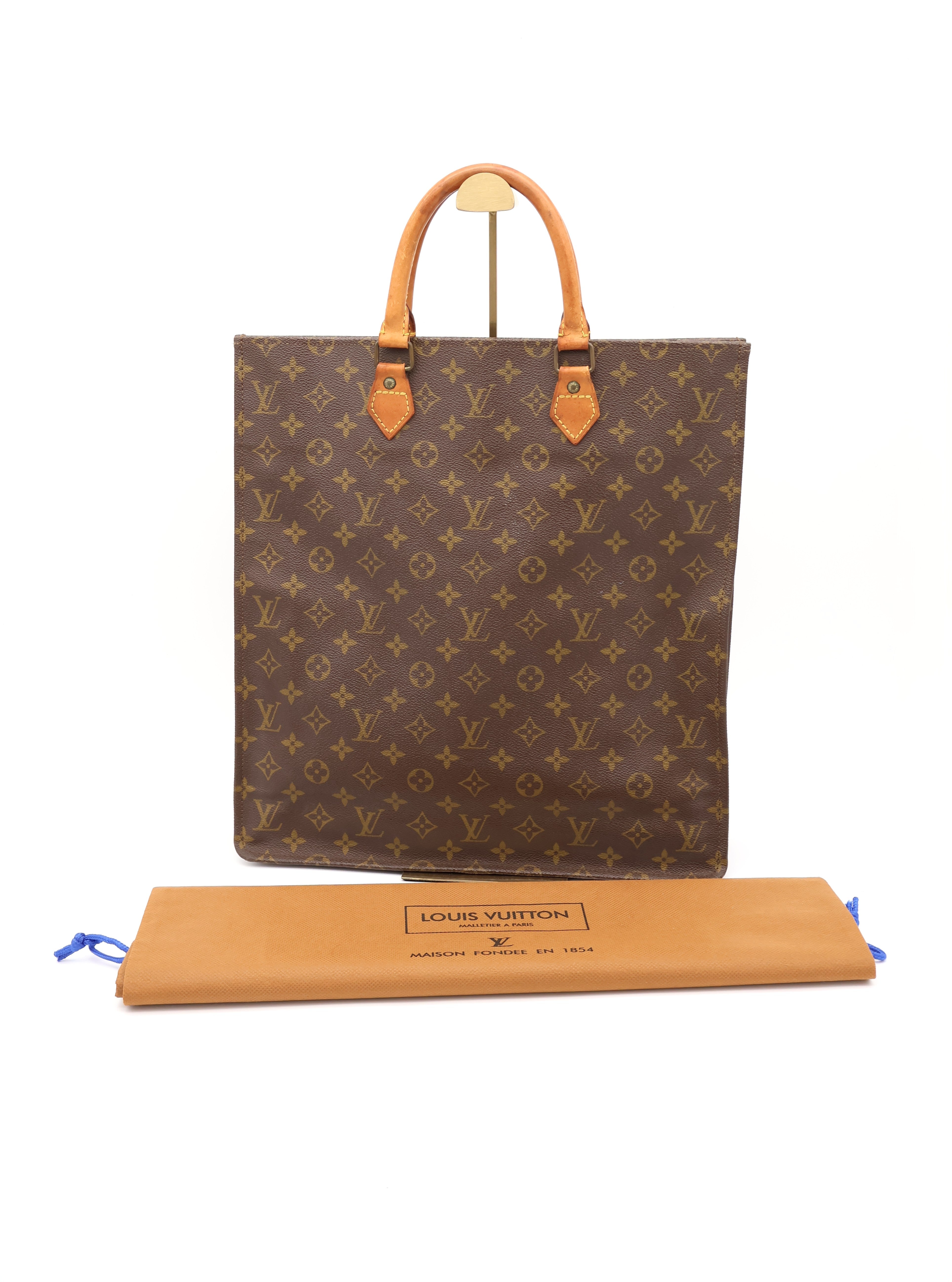Louis Vuitton Sac Plat