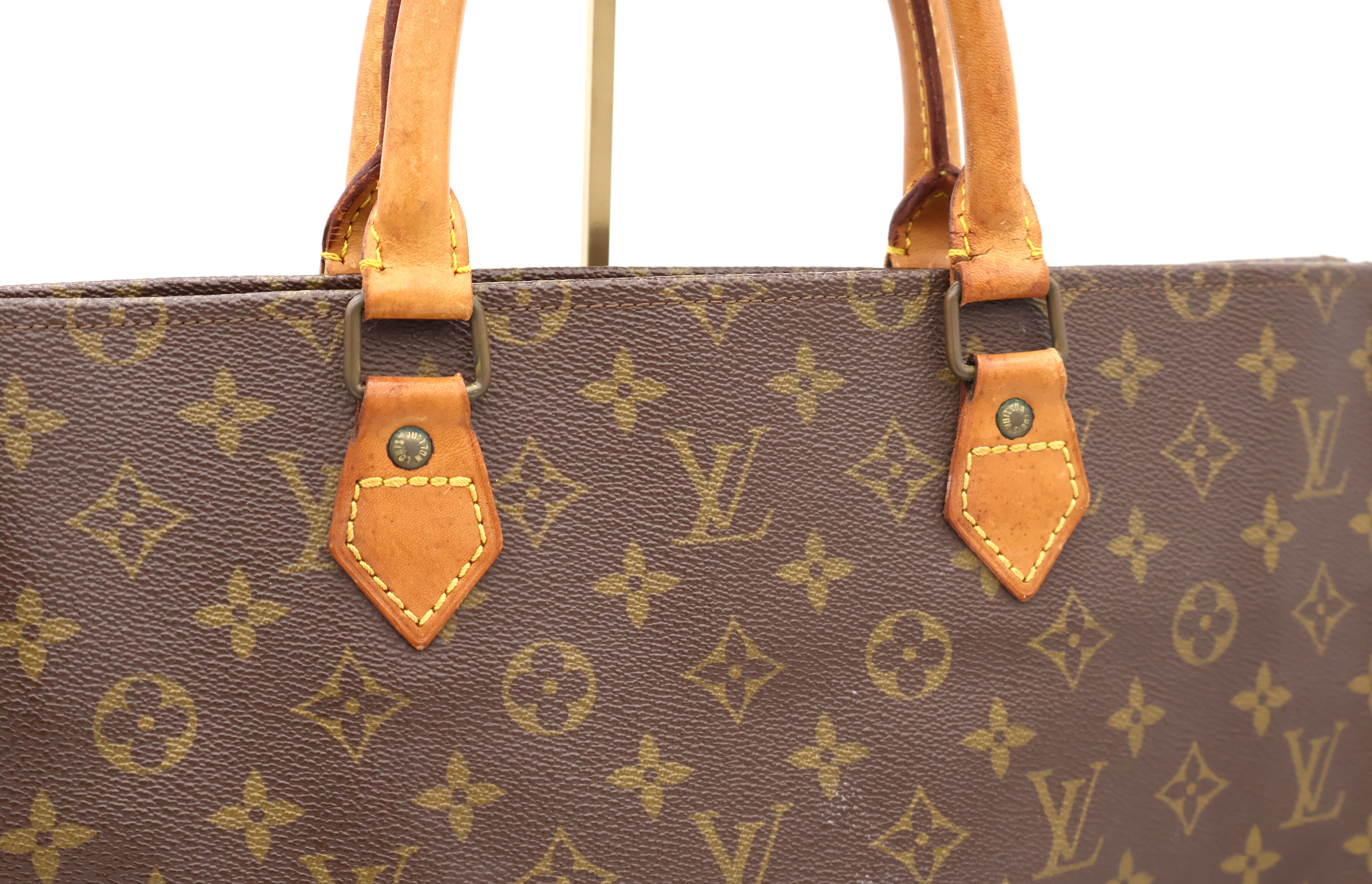 Louis Vuitton Sac Plat