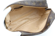 Louis Vuitton Trousse Toilette 28