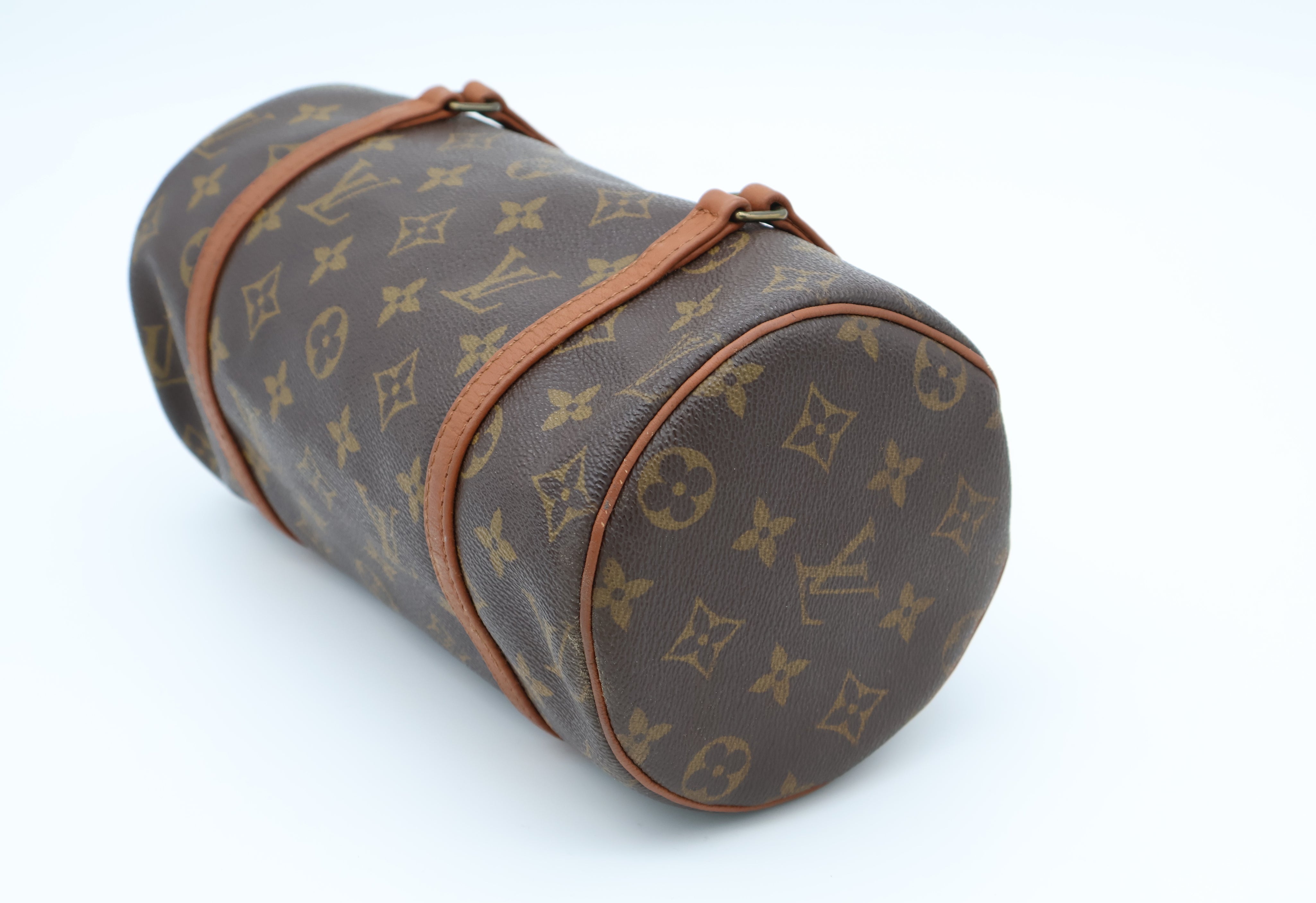 Louis Vuitton Papillon 26