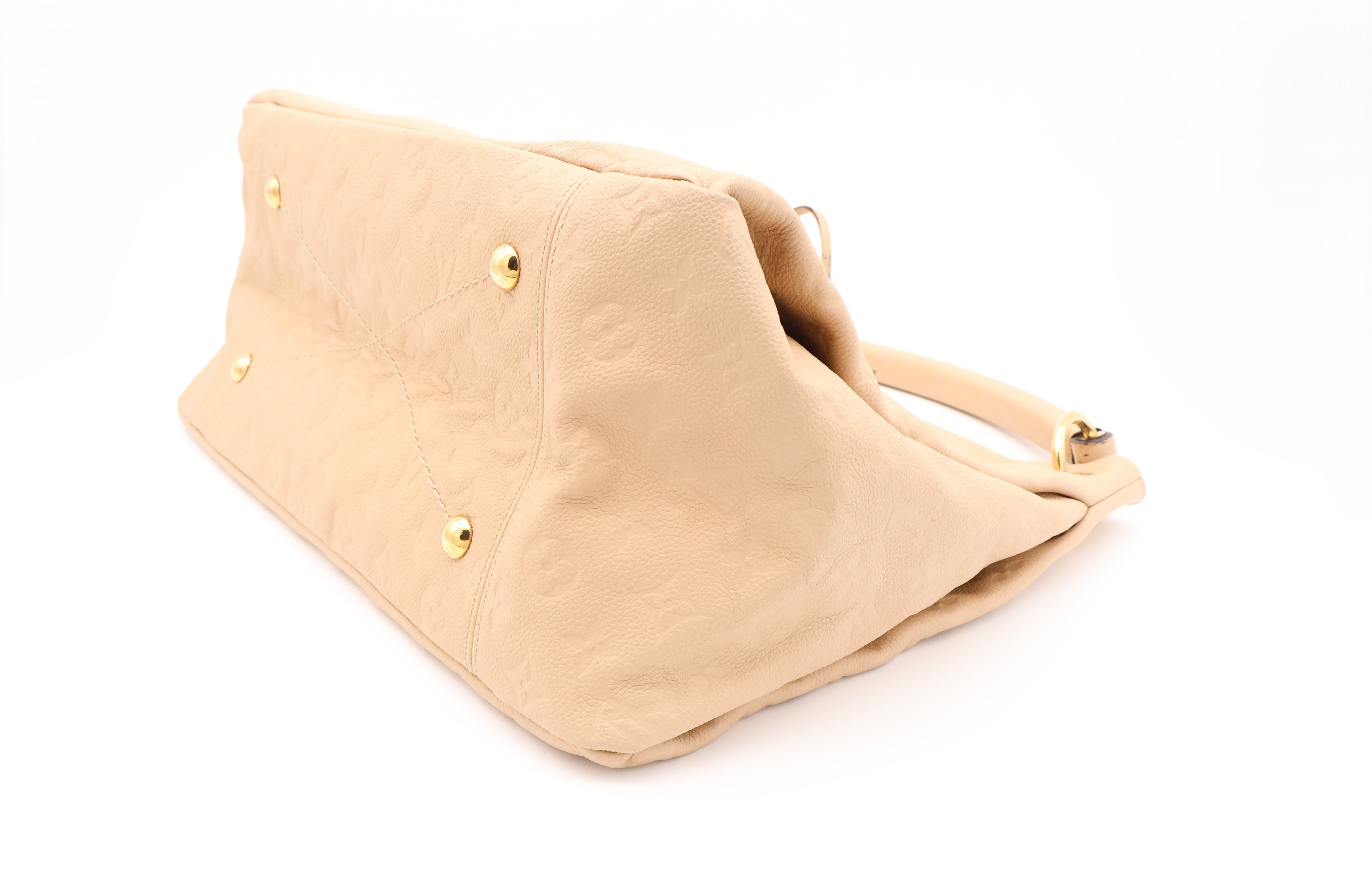 Louis Vuitton Artsy MM Empreinte