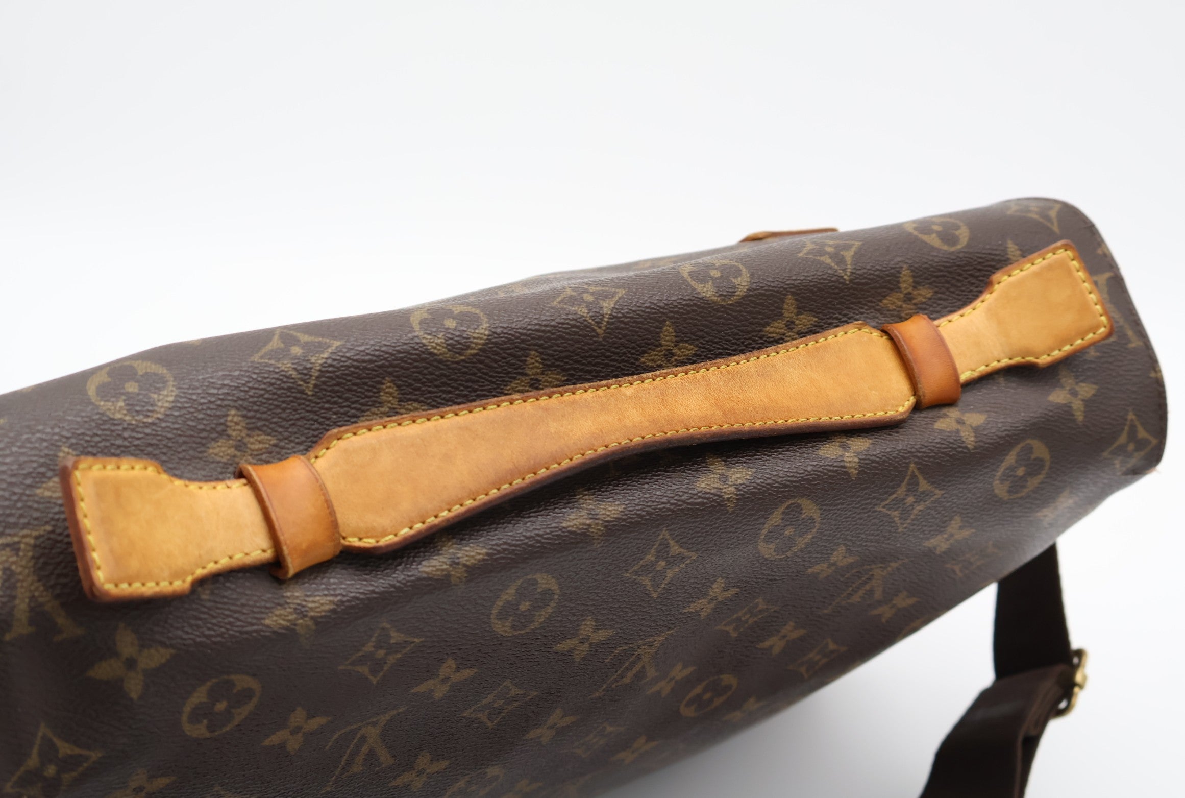 Louis Vuitton Broadway