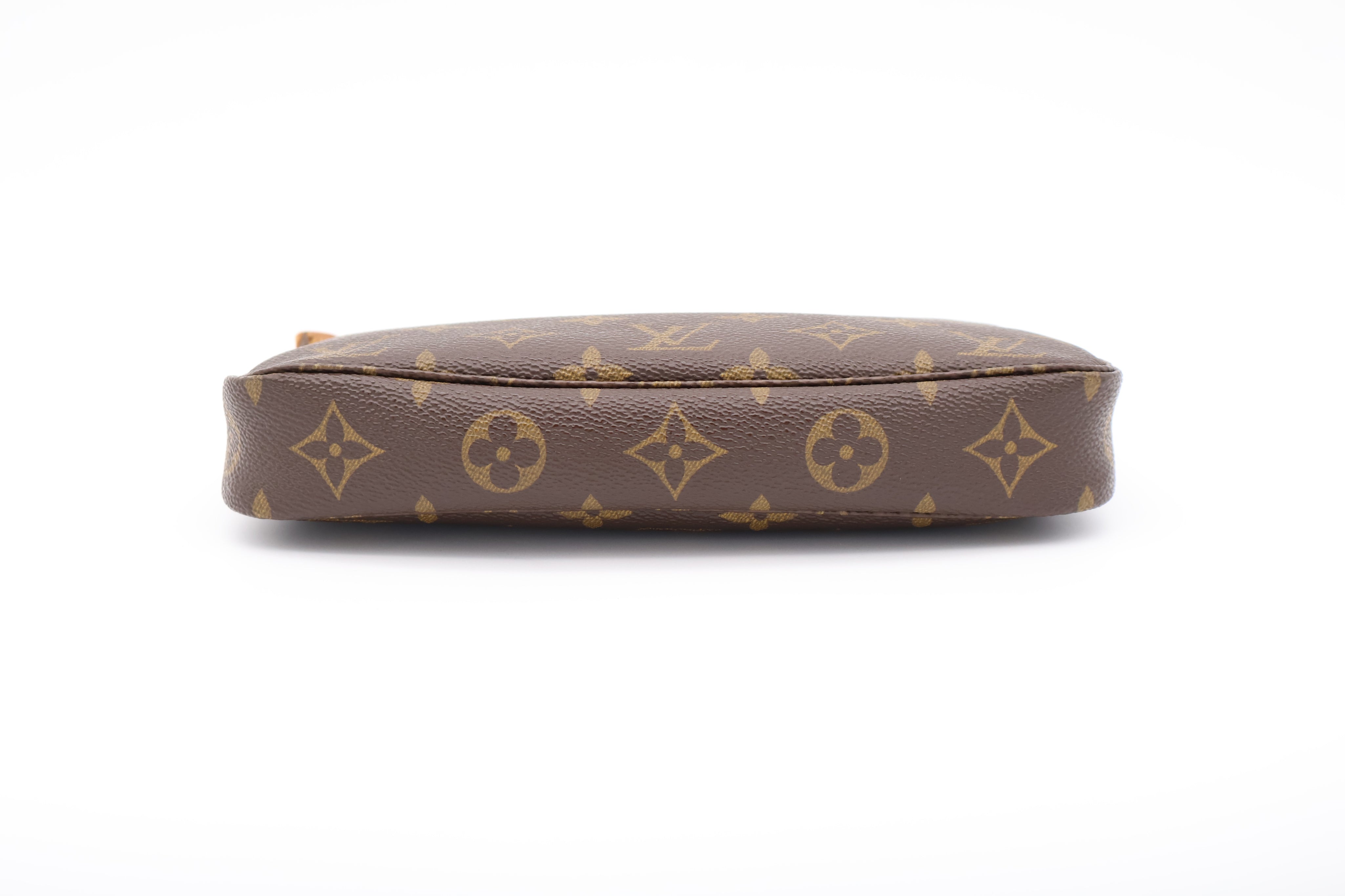 Louis Vuitton Pochette Accessoires