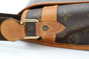 Louis Vuitton Gibecière GM