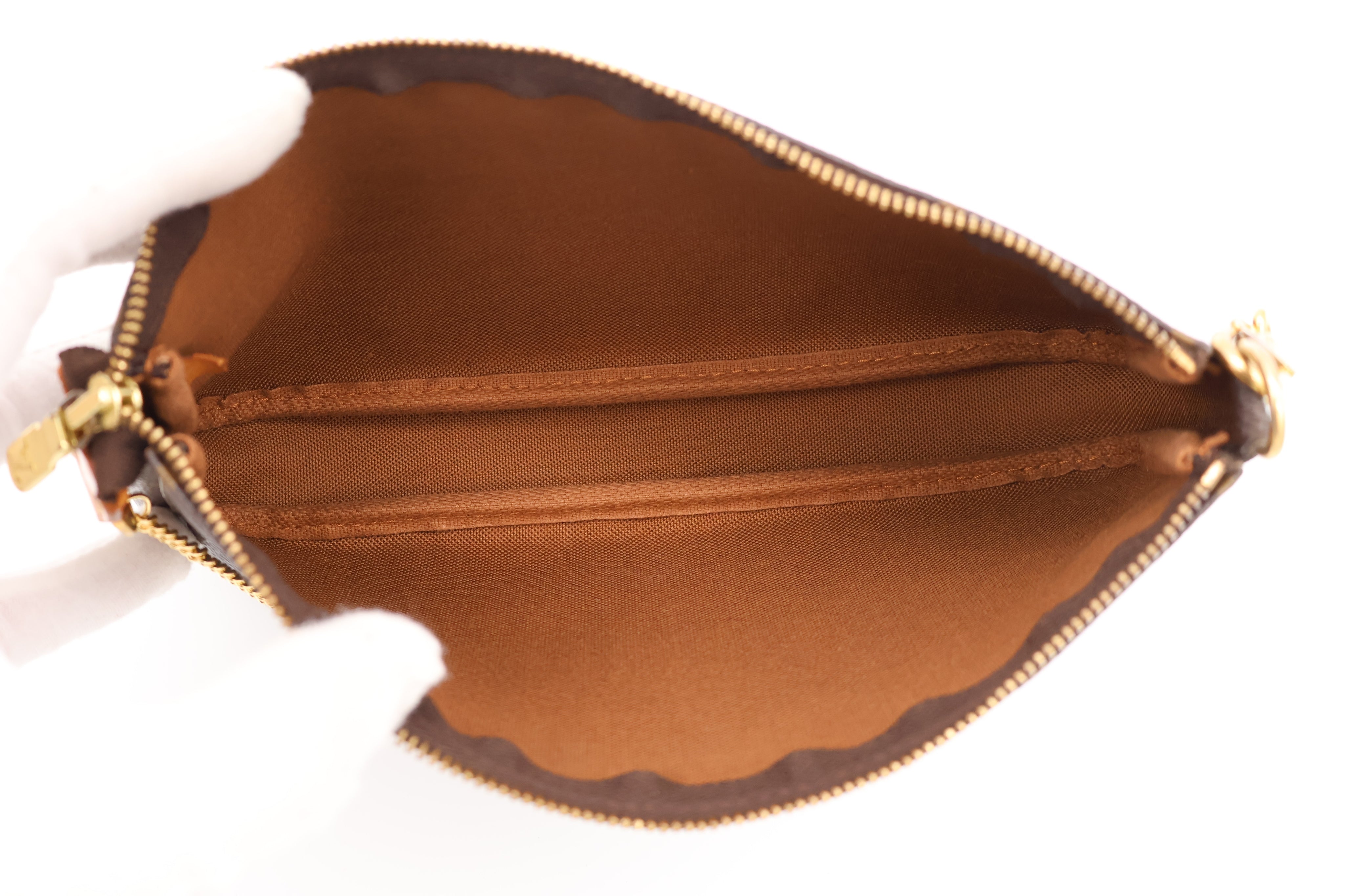 Louis Vuitton Pochette Accessoires