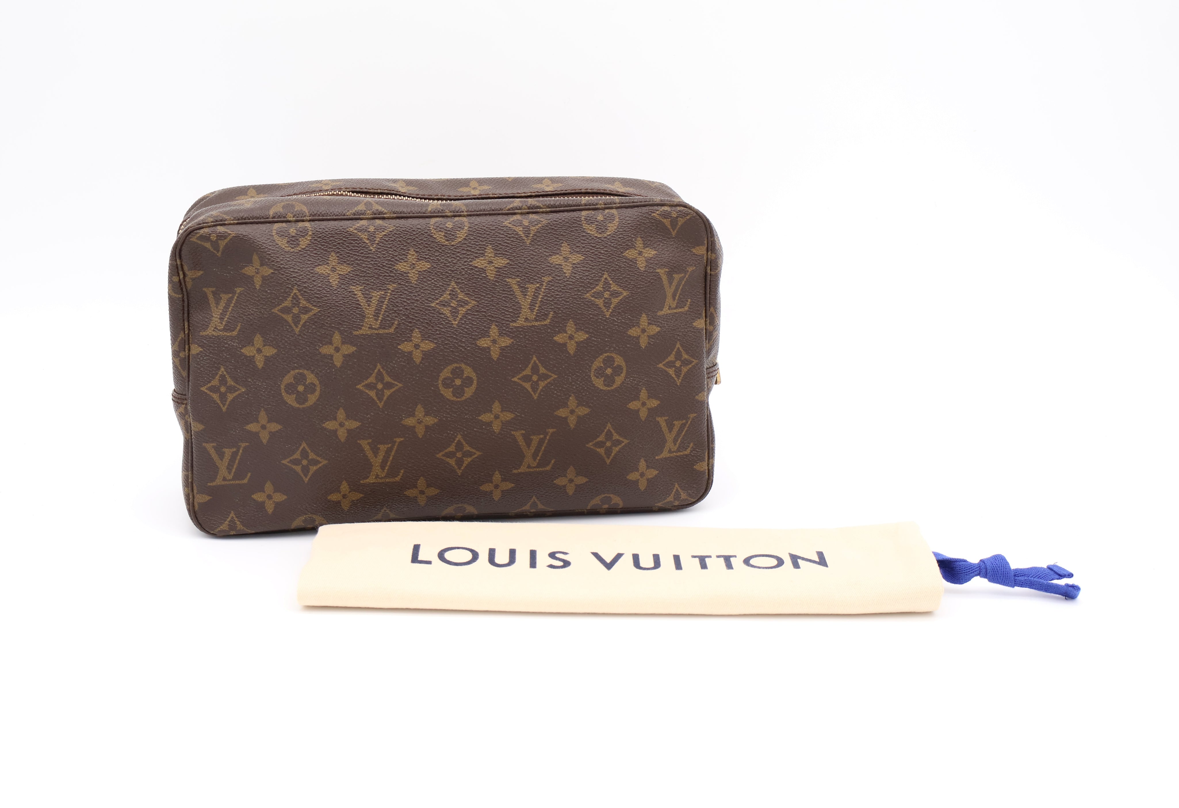Louis Vuitton Trousse Toilette 28