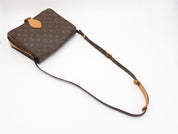 Louis Vuitton Cartouchiere GM