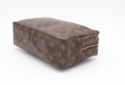 Louis Vuitton Trousse Toilette 28