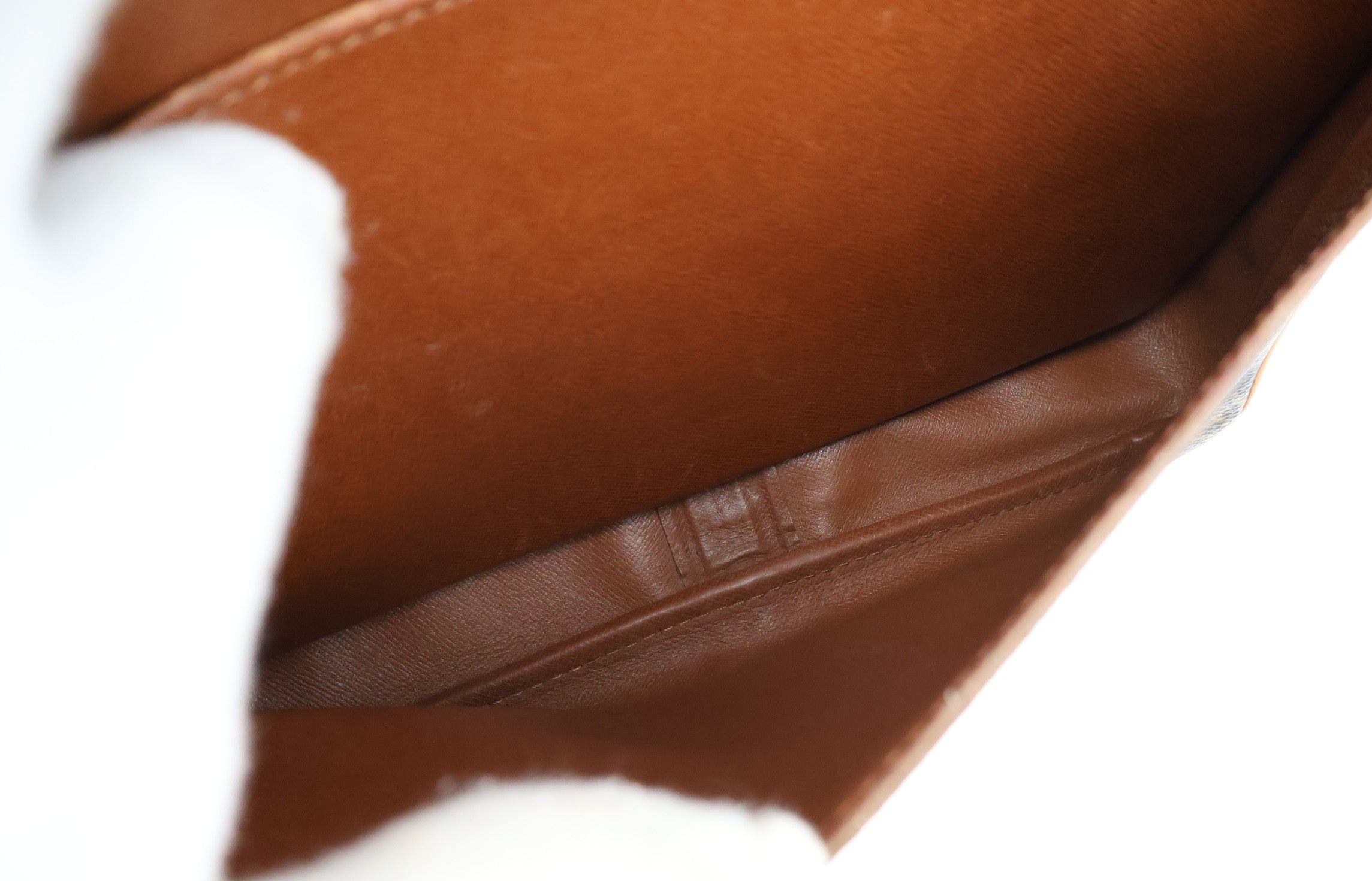 Louis Vuitton Cartouchiere GM