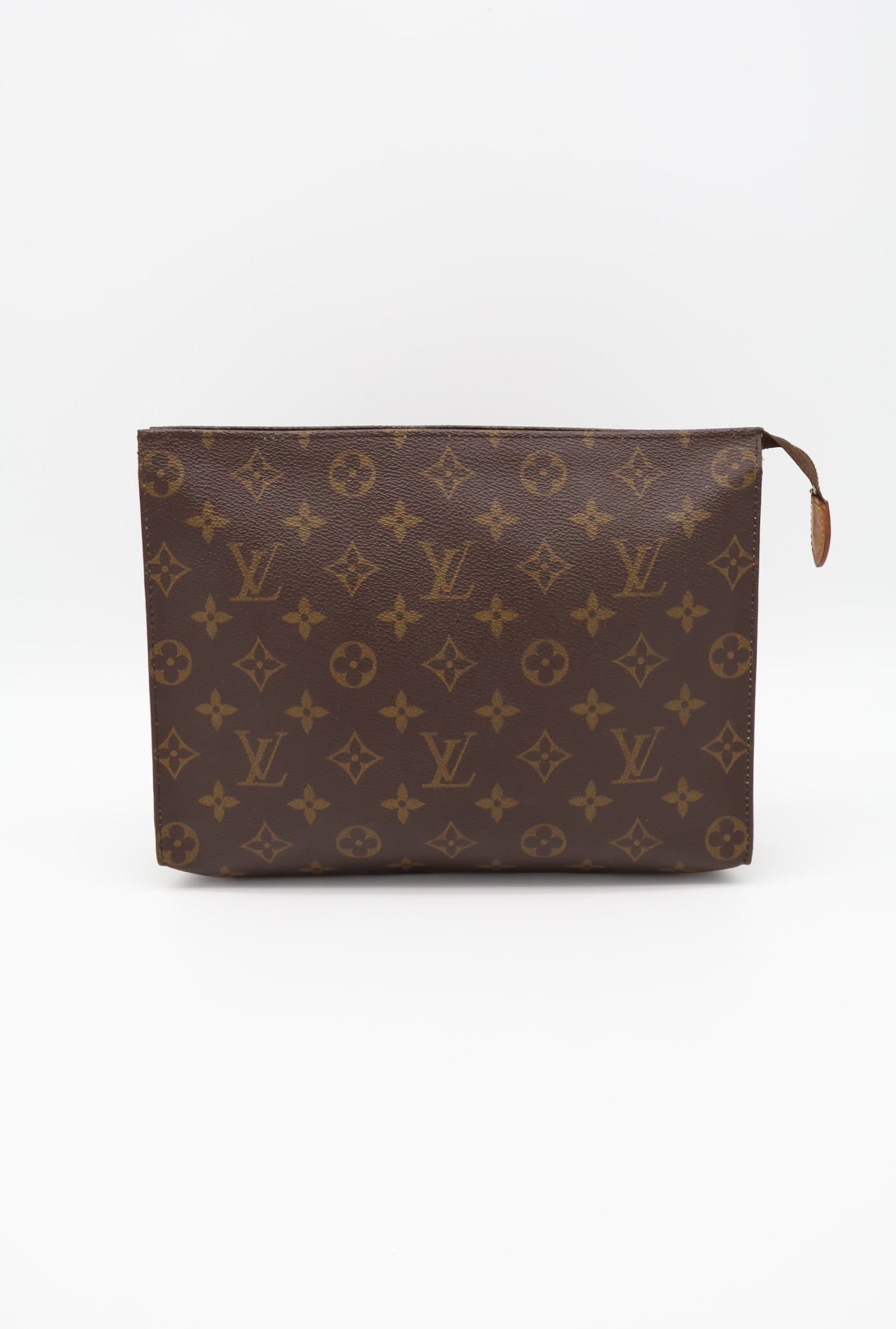 Louis Vuitton Poche Toilette 26